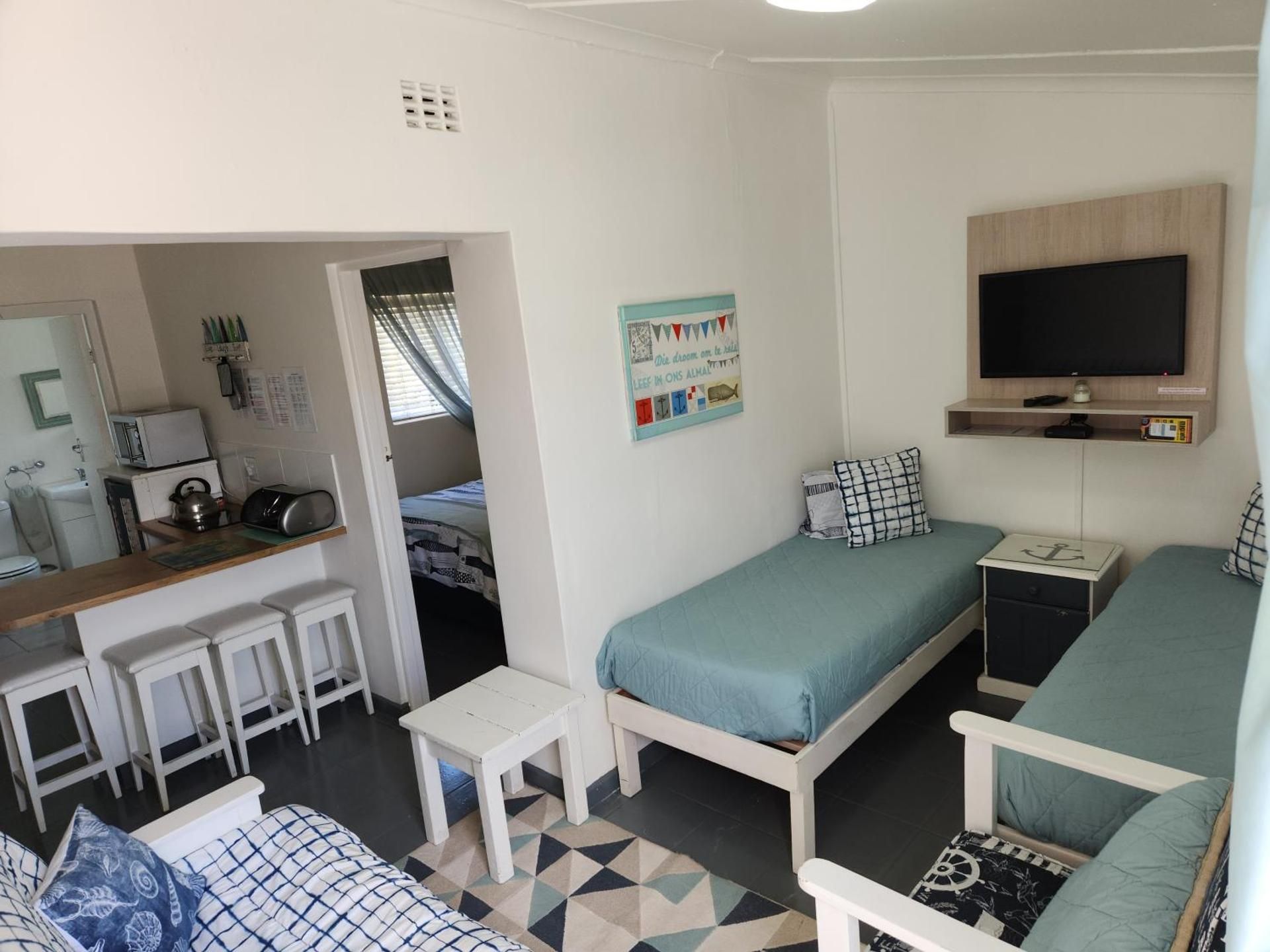 One-Bedroom Apartment (4 Adults) - 5