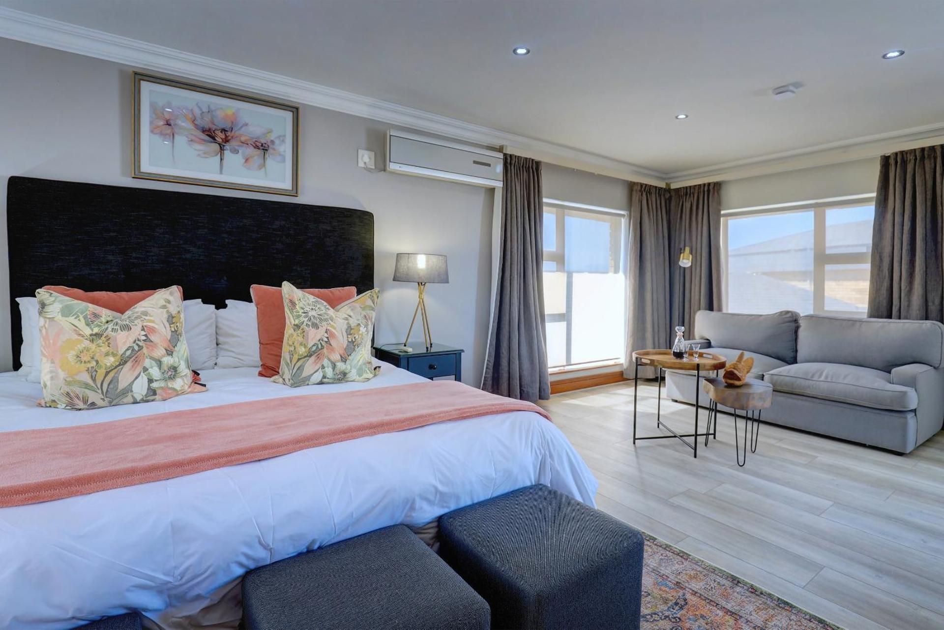 Luxury Suite 6
