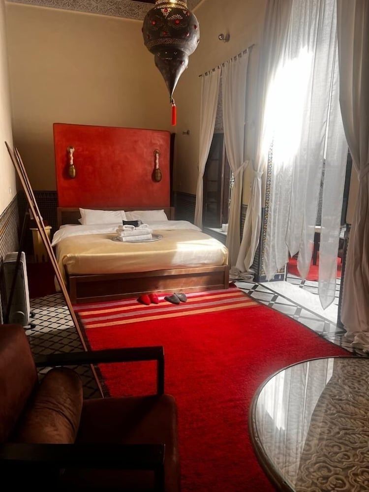 Riad Tizwa Fes Superior Double Room 10