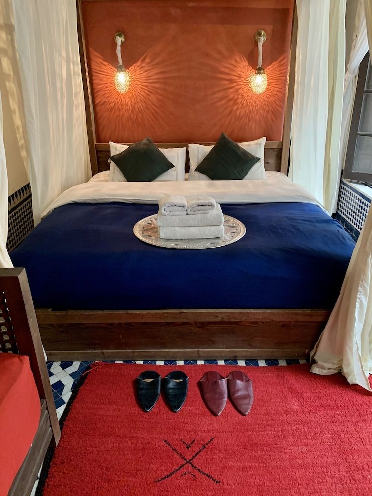 Riad Tizwa Fes Superior Double Room 4