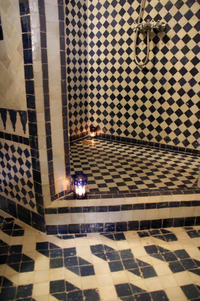 Riad Tizwa Fes Superior Double Room 8