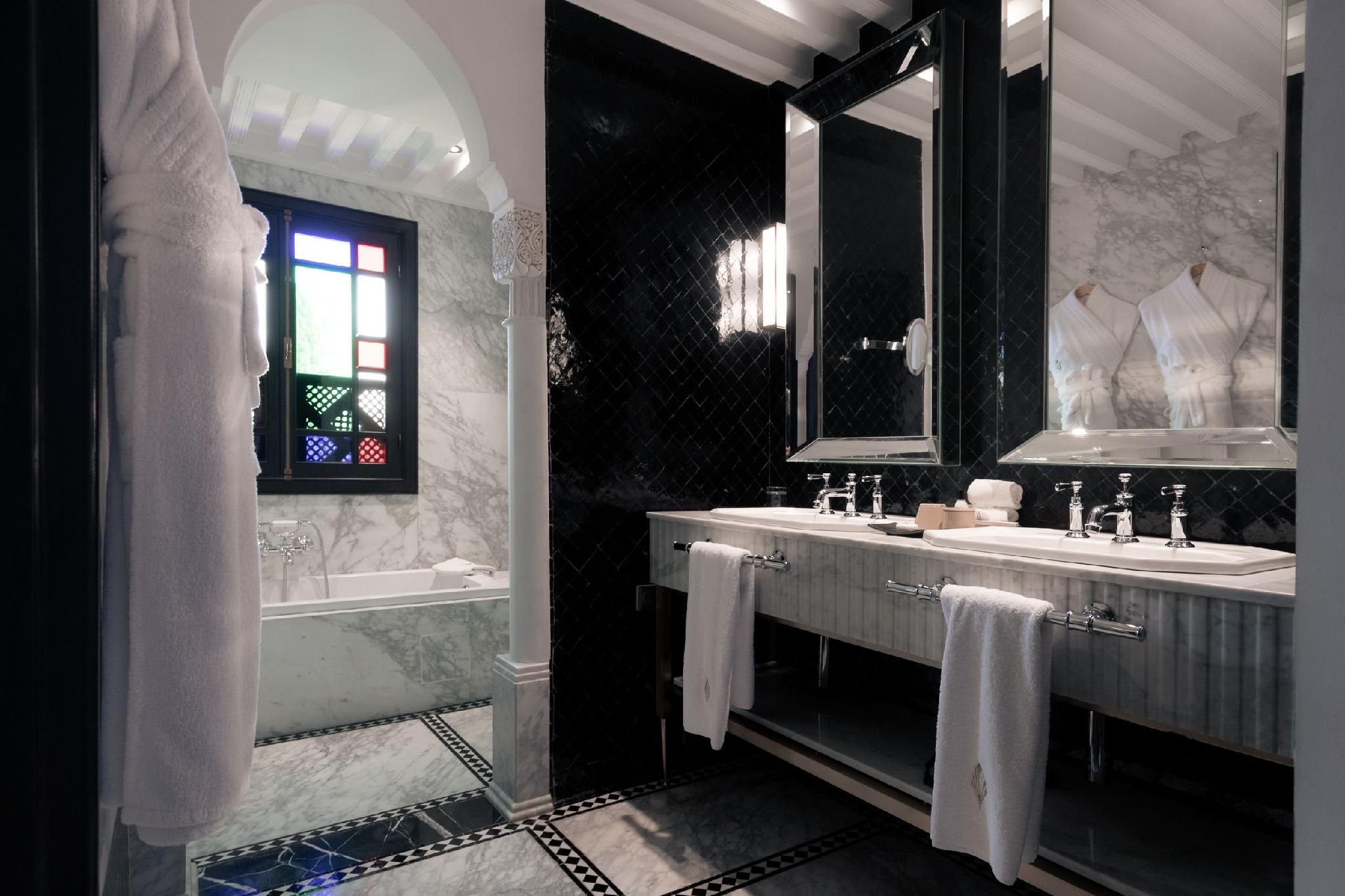 Deluxe Superior Room