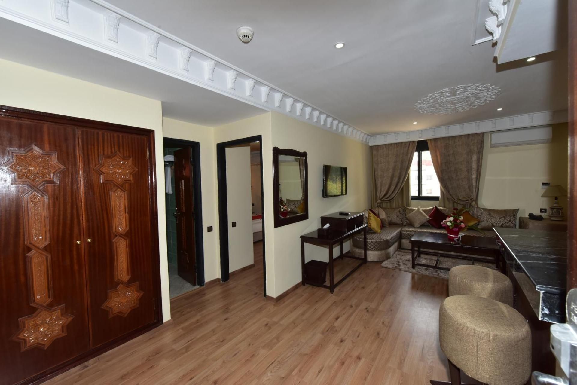 Senior Suite