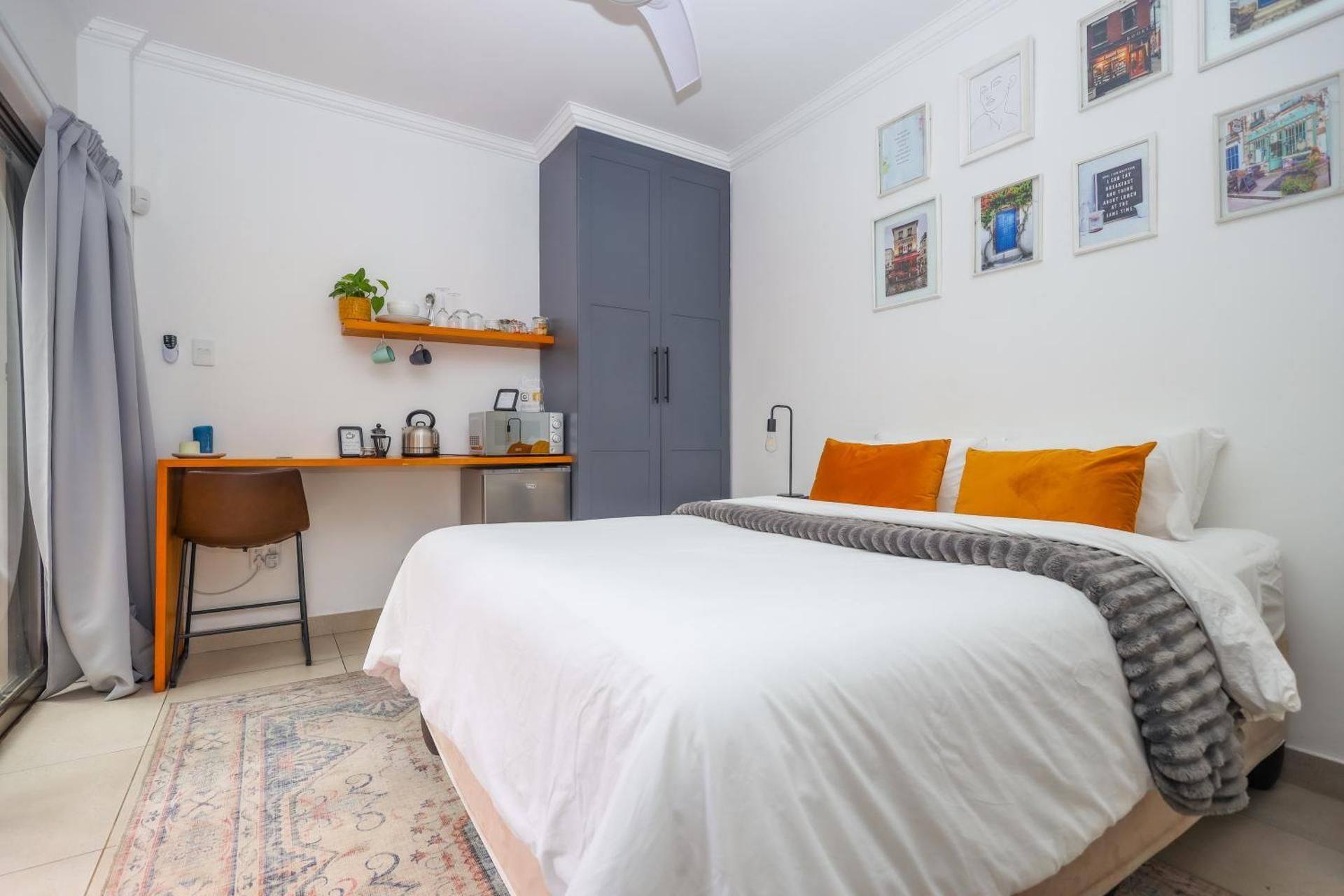 Queen Room