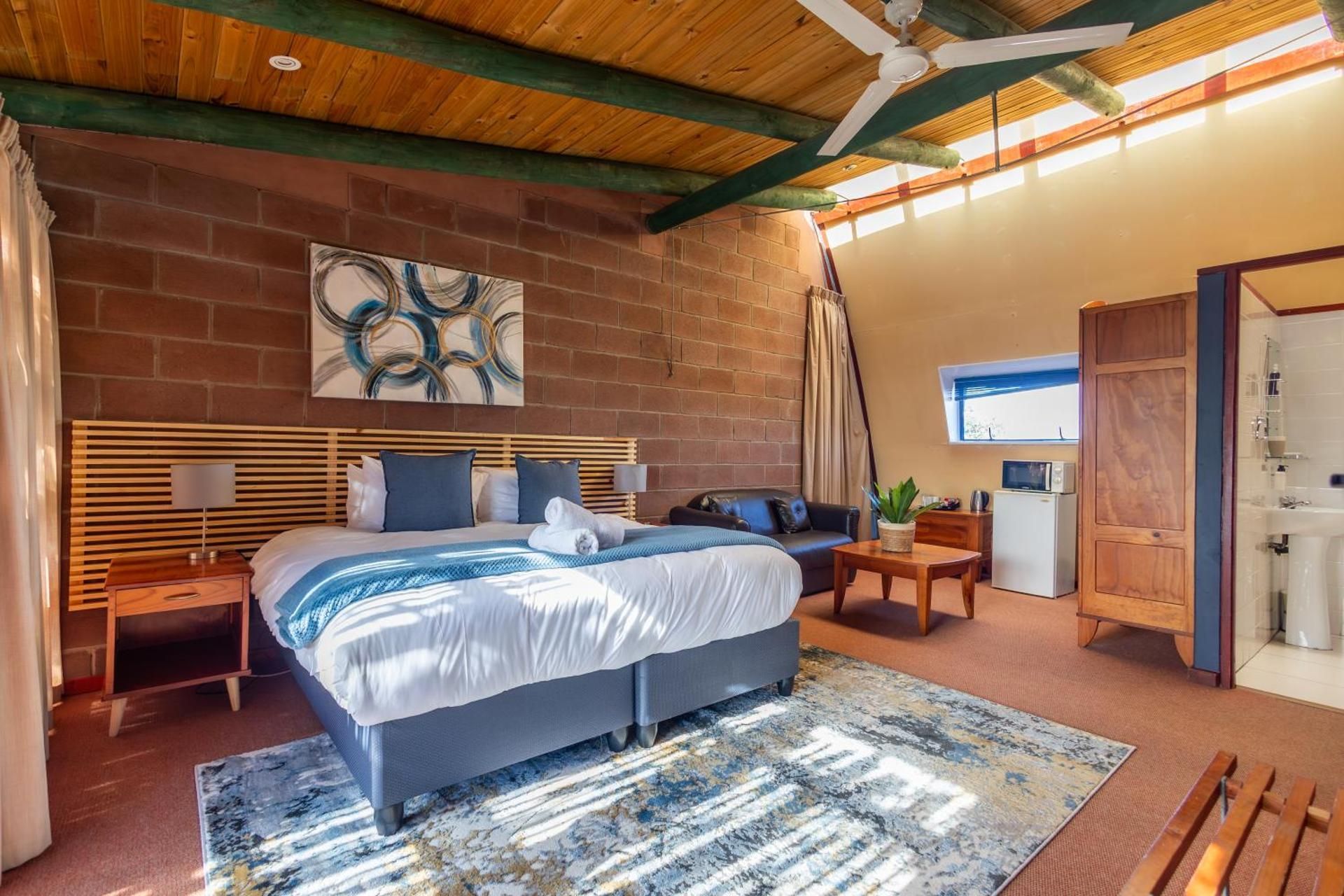 Double Room with Pool View