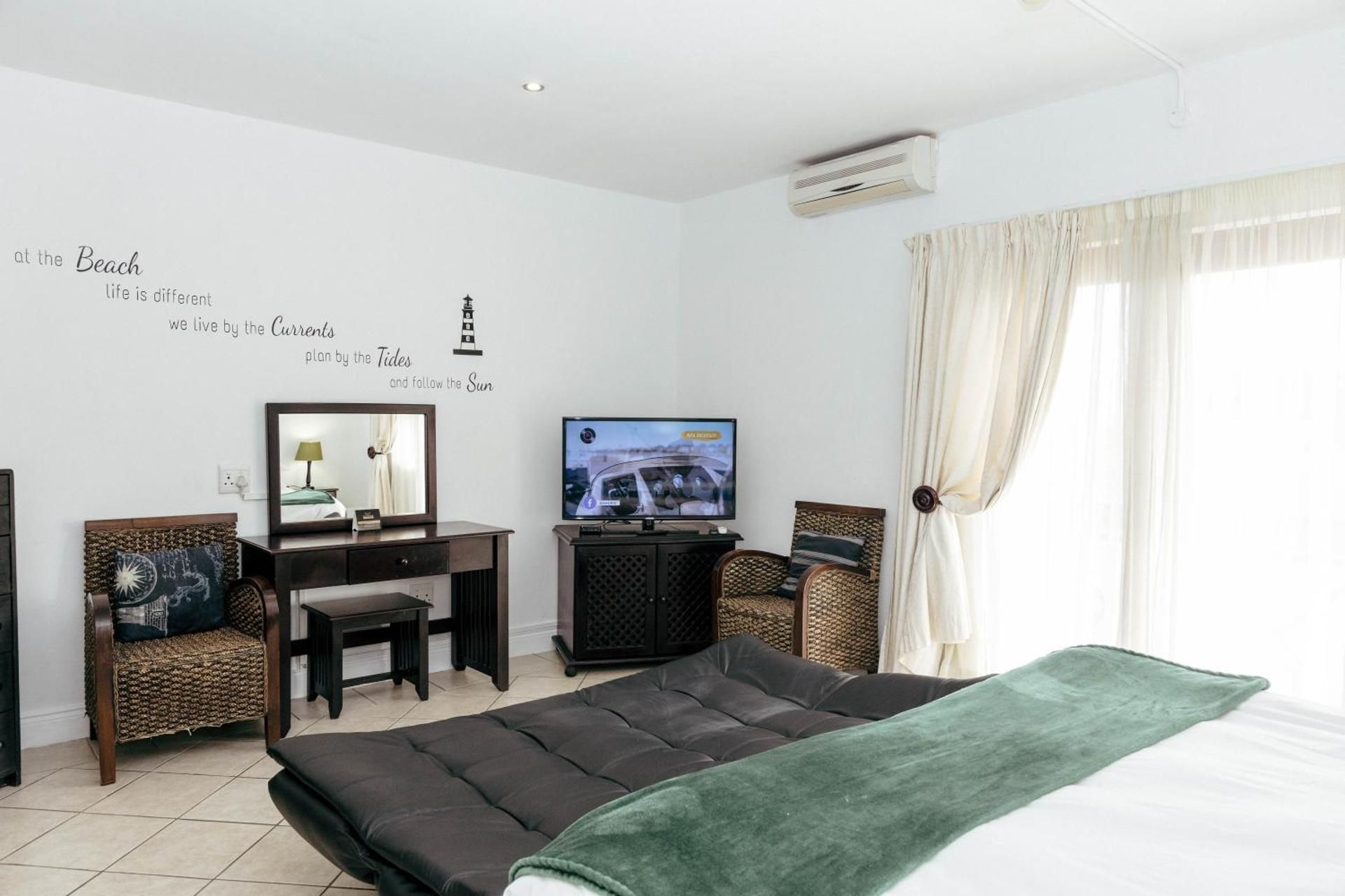 Standard Room with Double Bed and Sleeper Couch