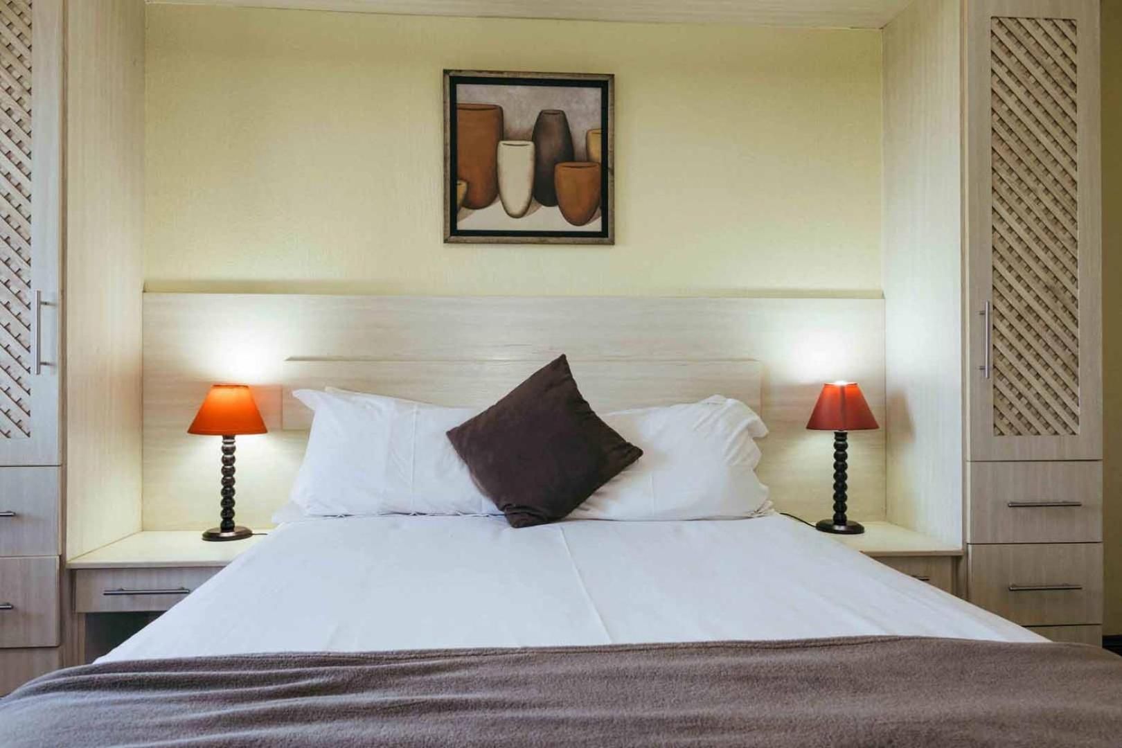 Three-Bedroom Apartment with 2 Double Bedrooms and Twin Beds