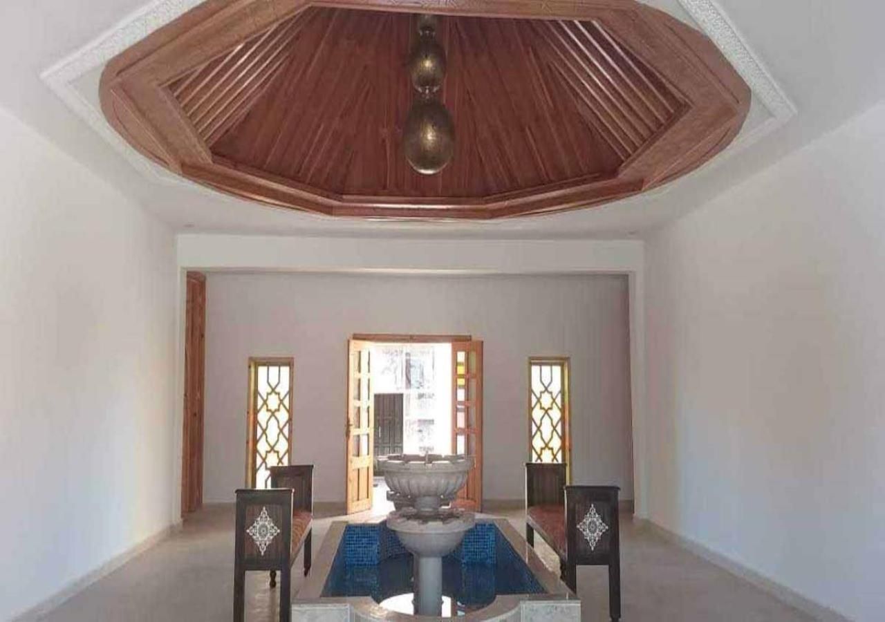 Riad Tin Hinane