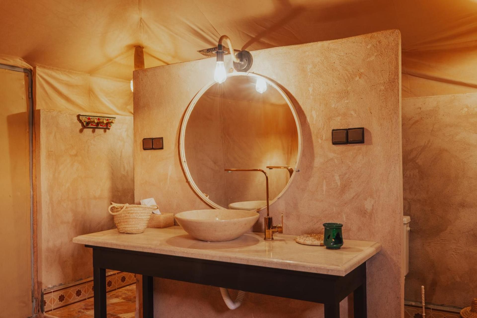 Superior Deluxe Double or Twin Room 