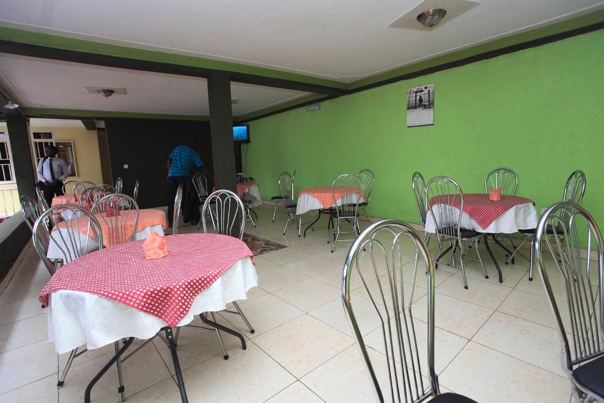 restaurant (private room)