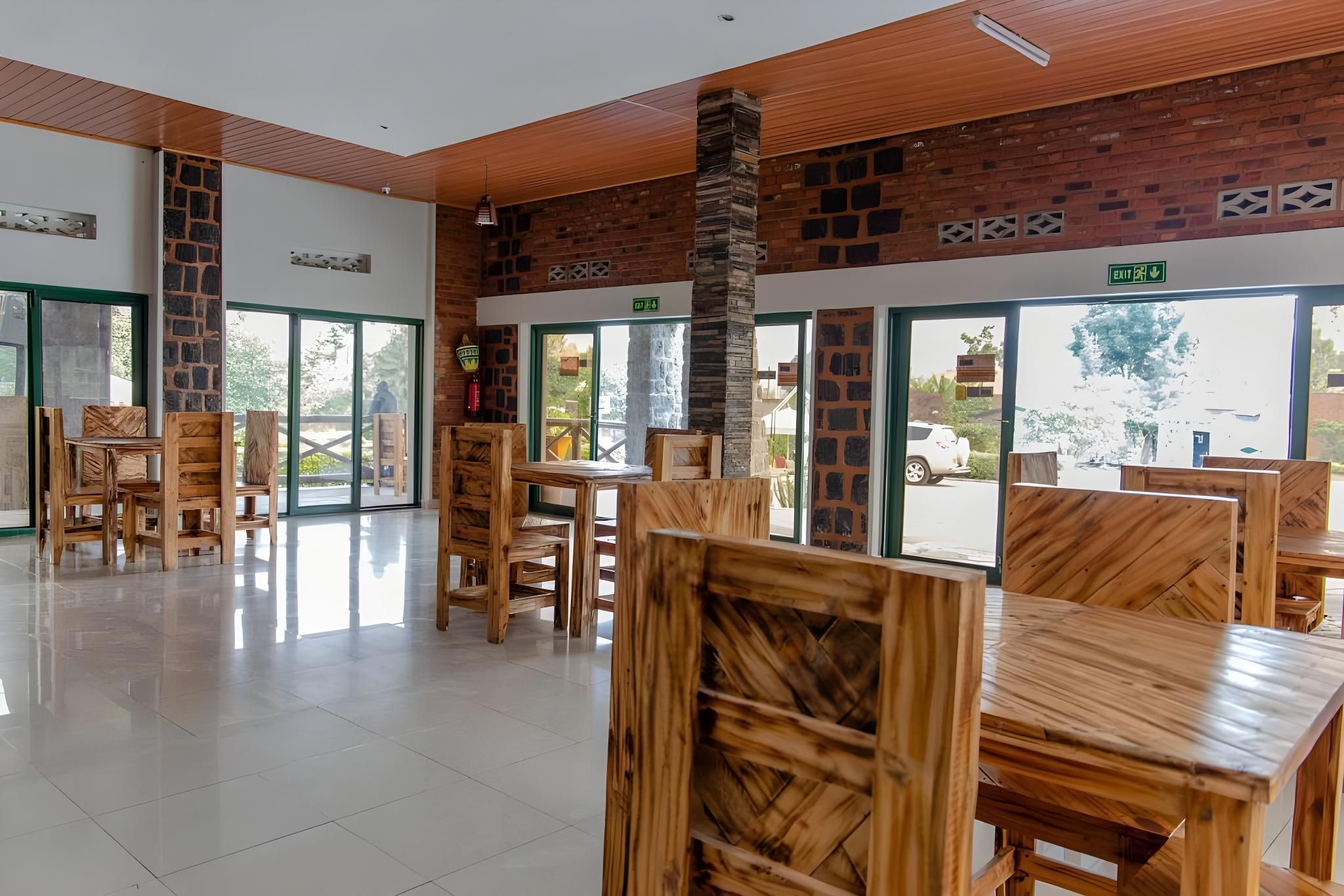 restaurant (private room)