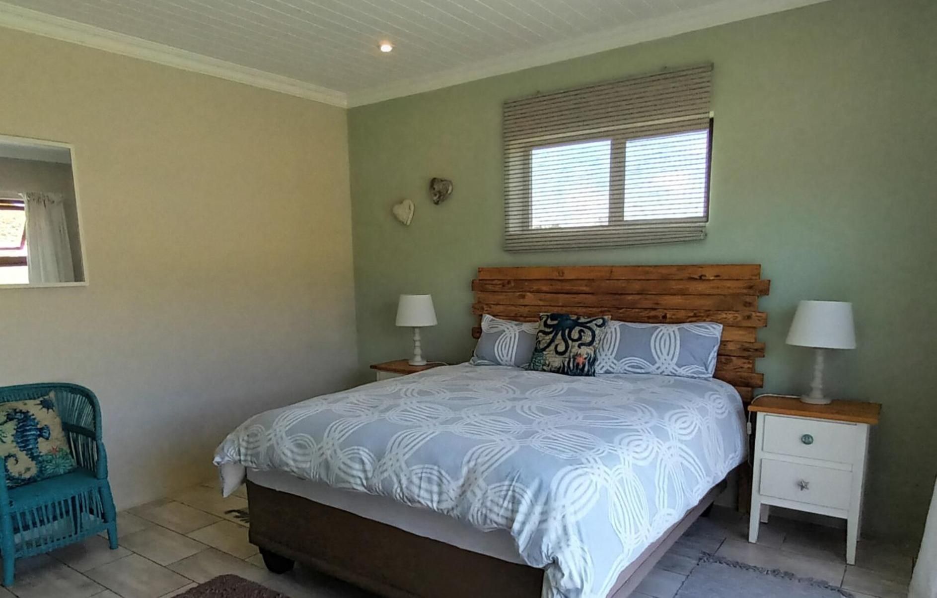Queen Room with Garden View
