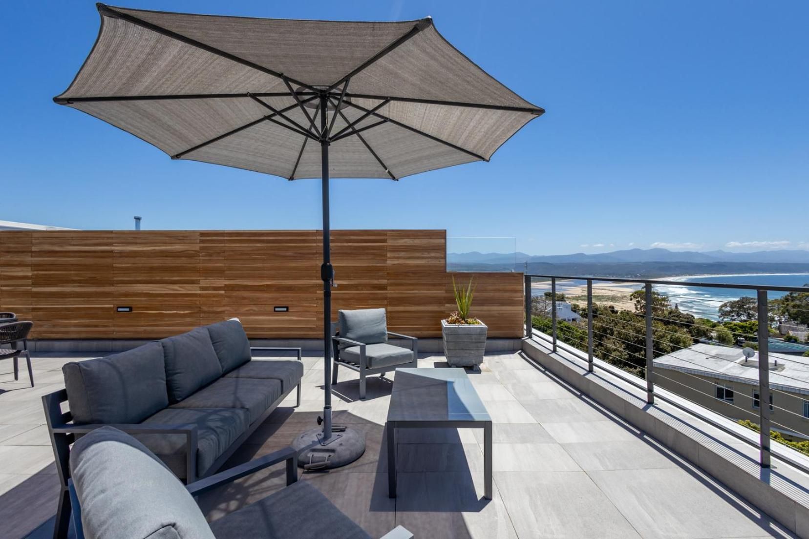 Two Bedroom Luxury Penthouse Apartment 404