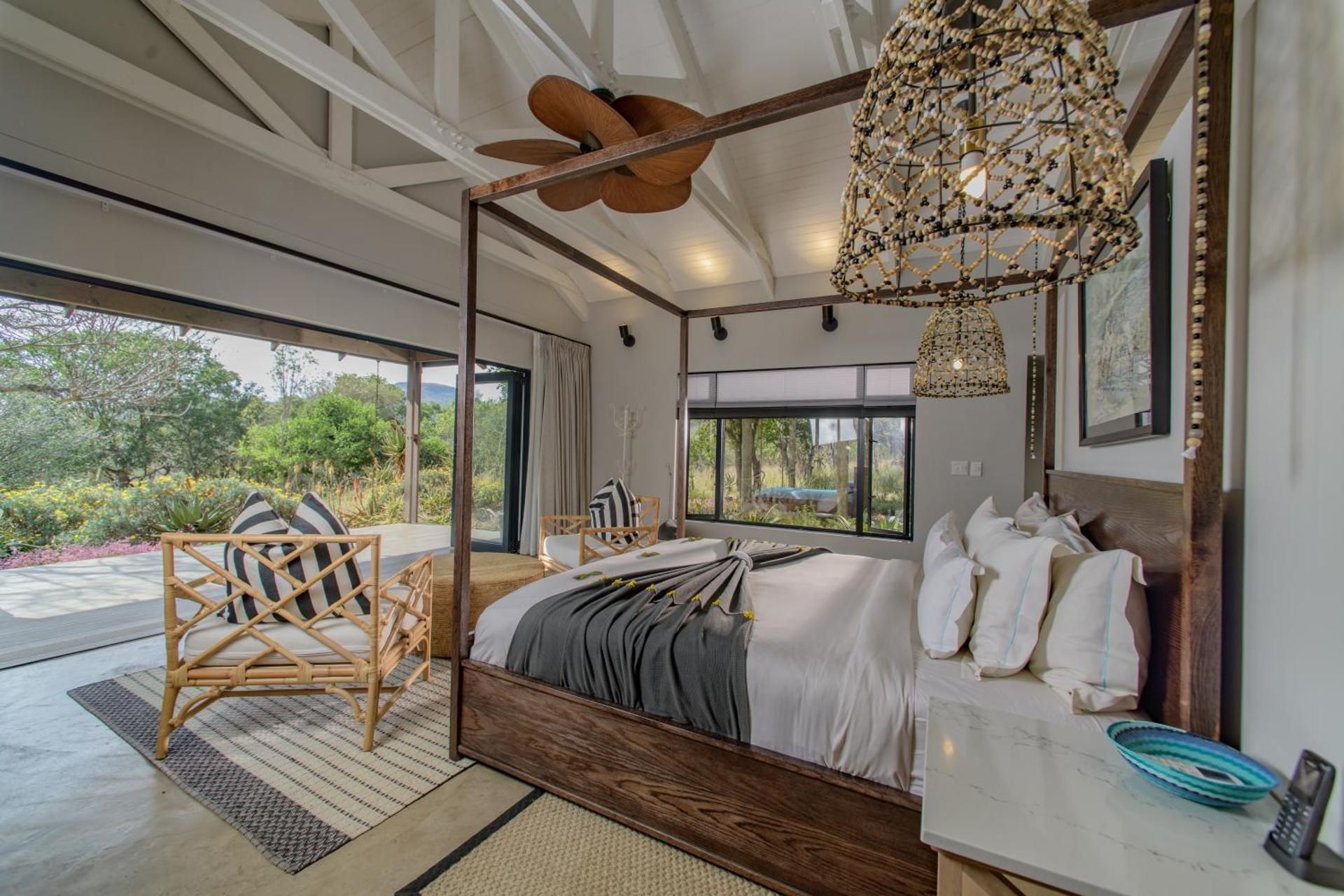 Honeymoon Suite