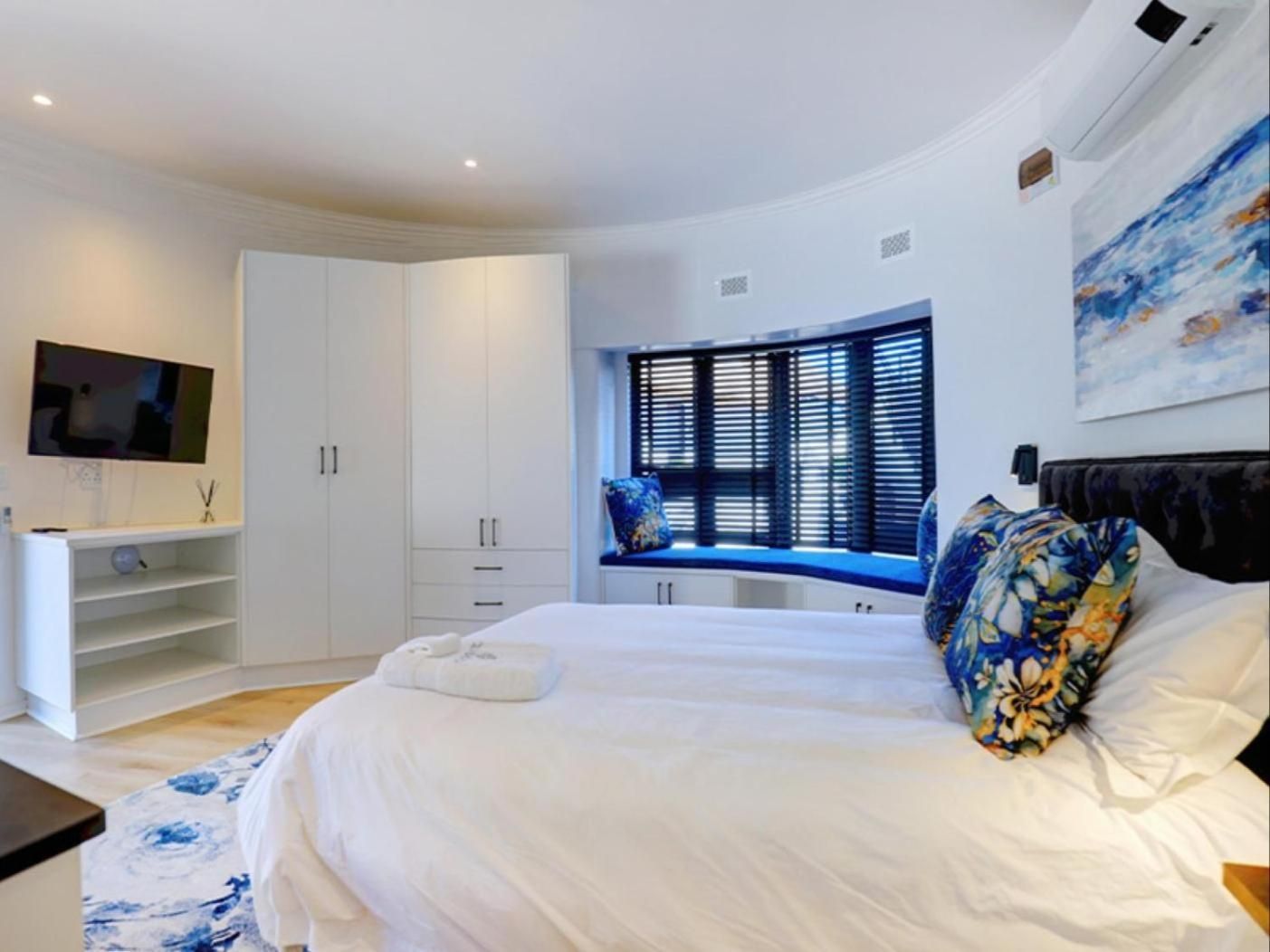 Queen Room with Garden View