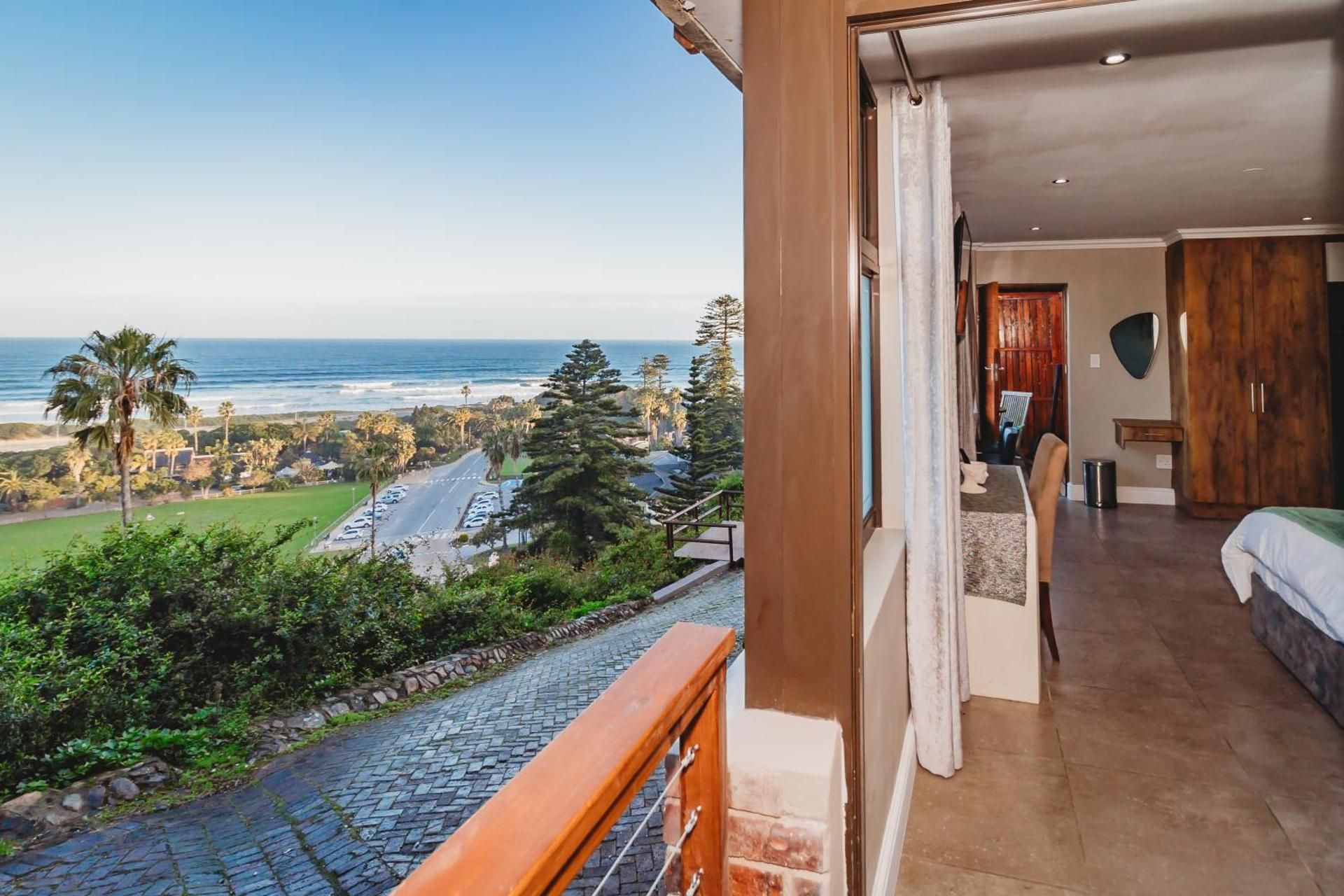 Luxury Studio Suite - Sea Facing