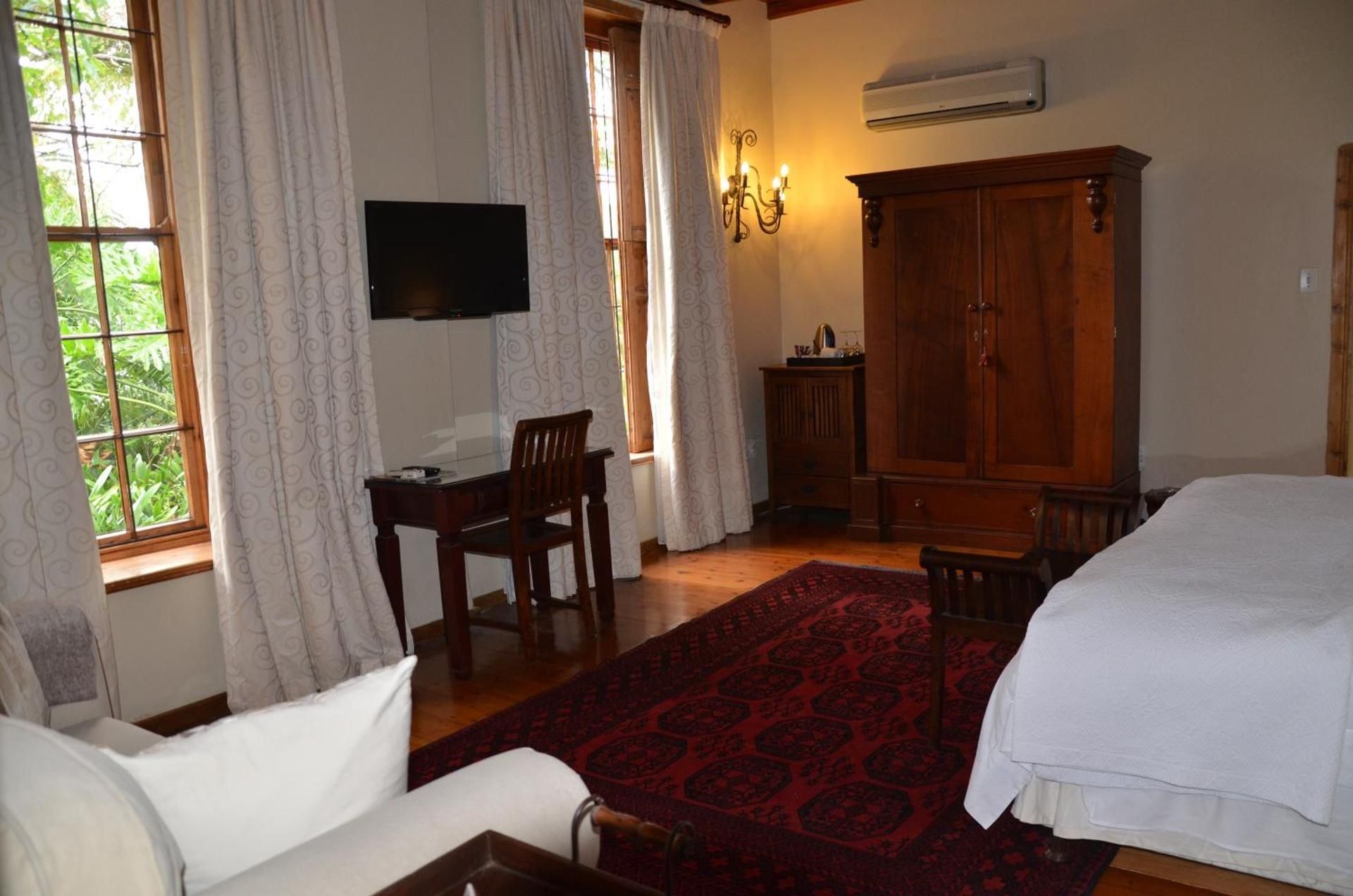 Family Room 7
