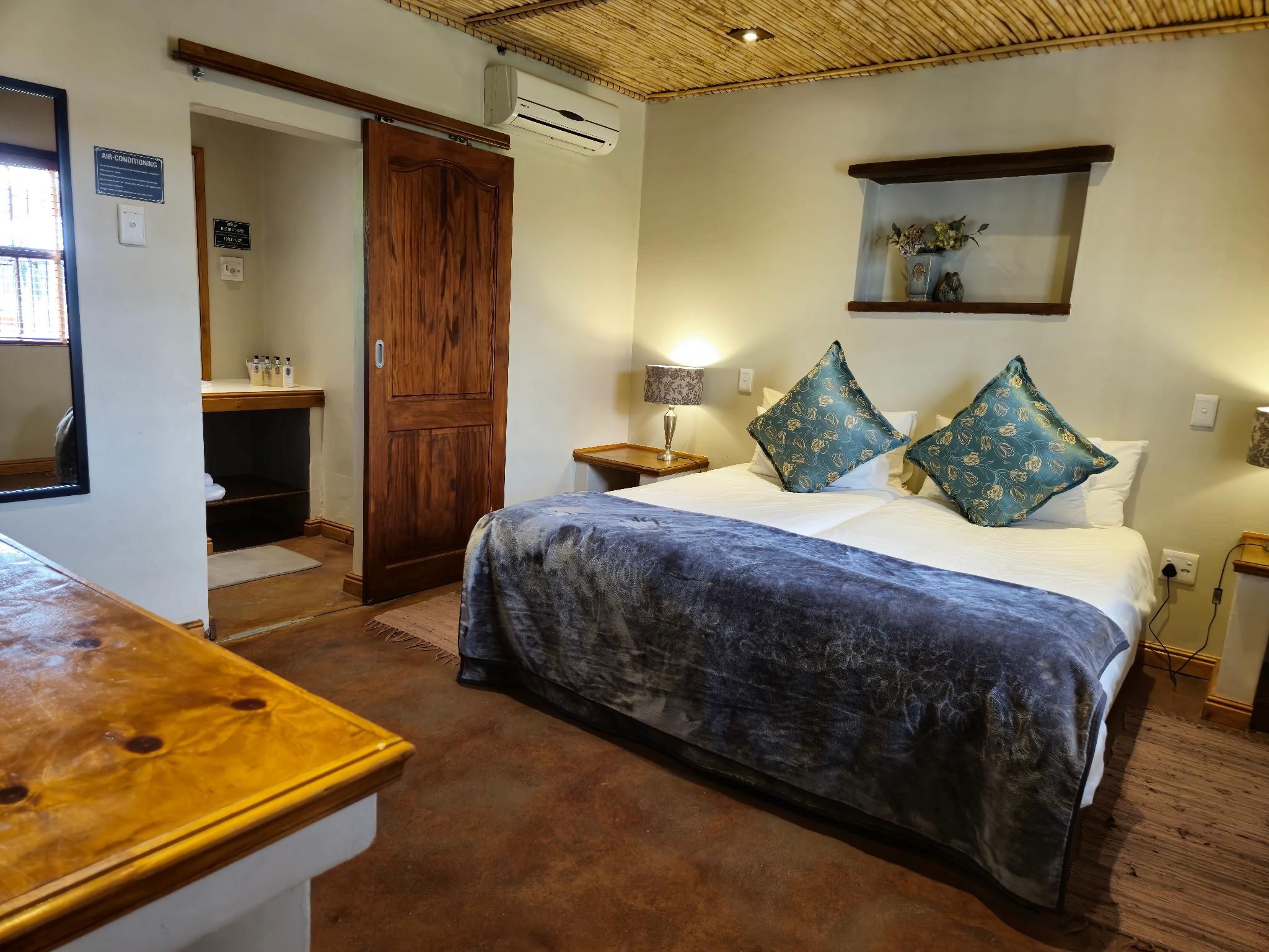 De Leeuwenhof Estate Hotel Deluxe Cottage