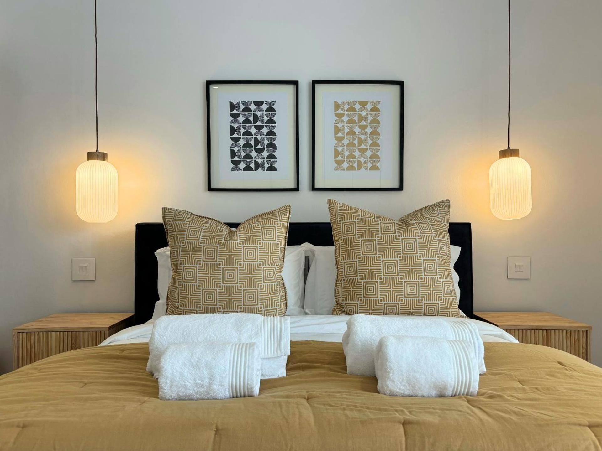 Luxury Queen Room