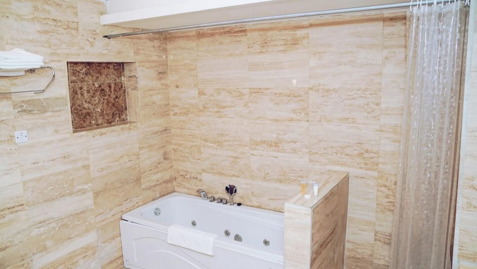 Fullmoon Hotels Penthouse Suite Double Room