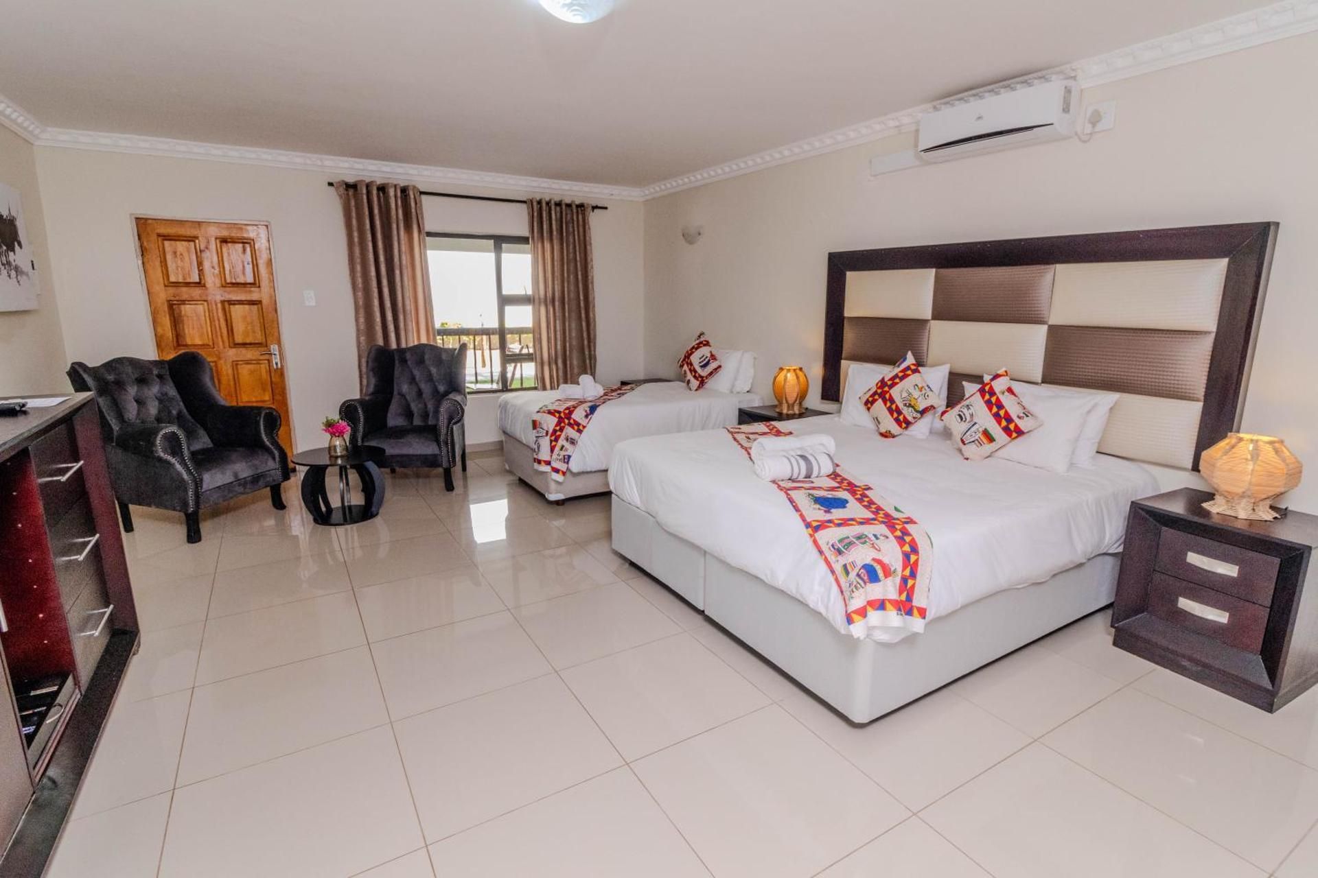 ASANTE MOUNTAIN LODGE Triple Room