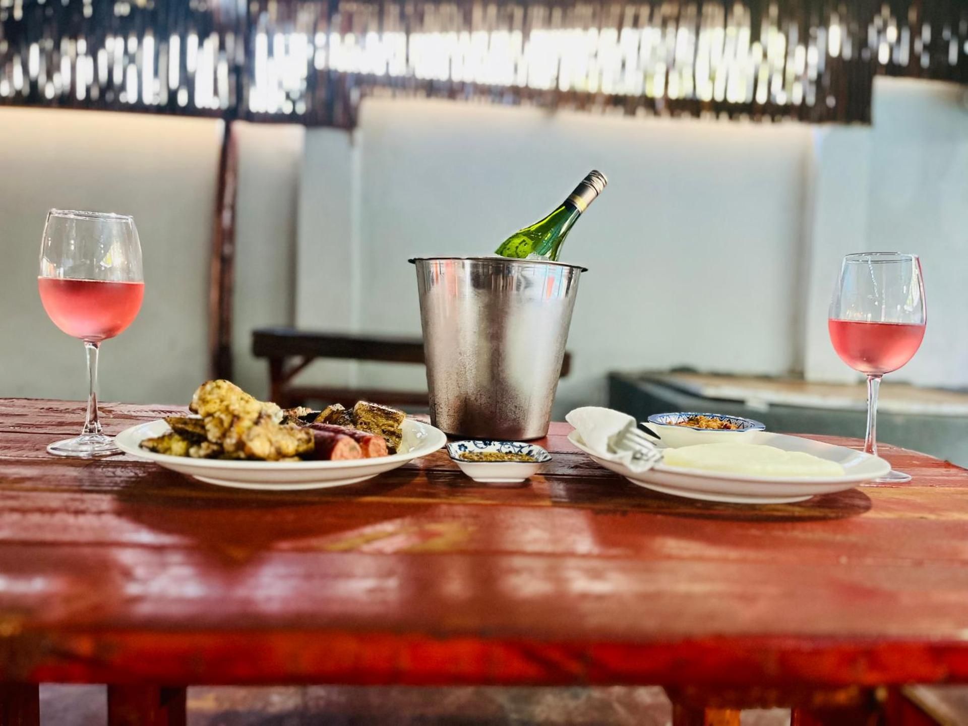 Ashridge Guesthouse & Safaris