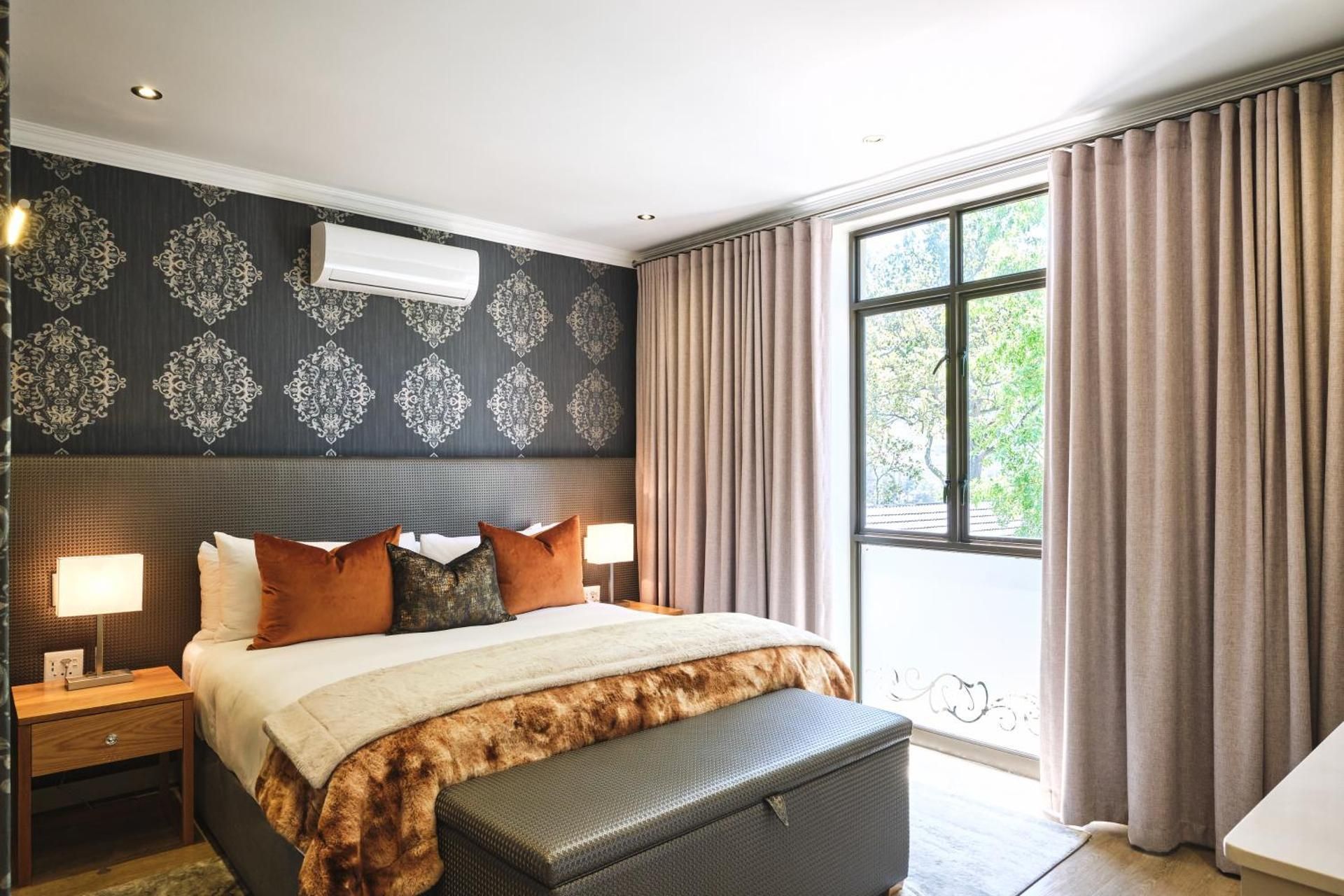 Premium King Room