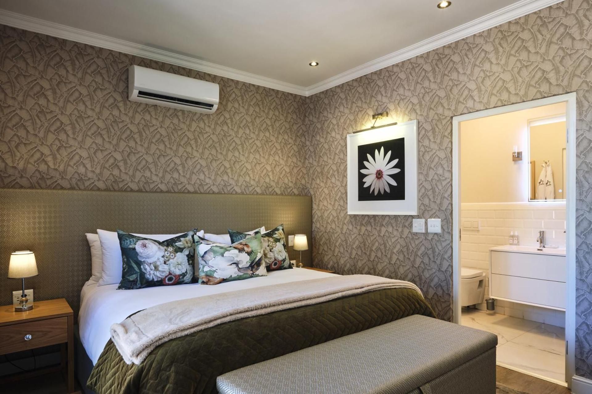 Luxury King Room