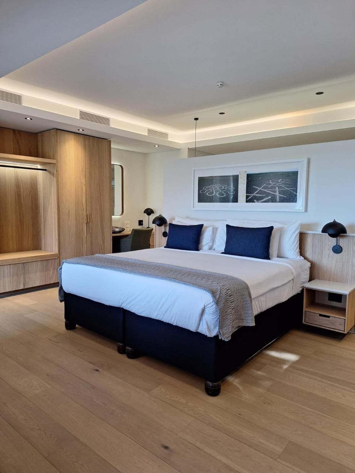 Junior Suite with Balcony
