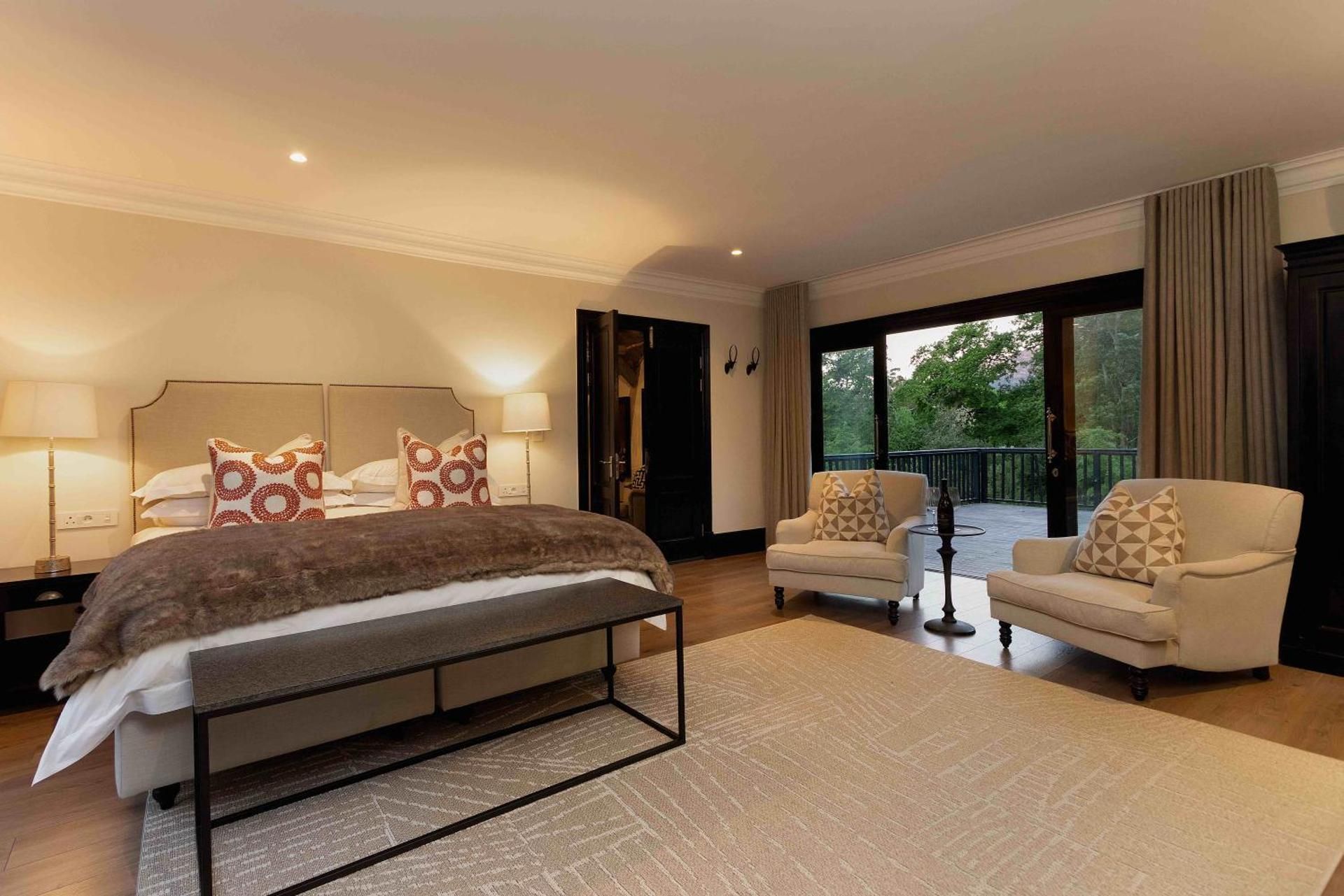 River Manor Luxury Suite