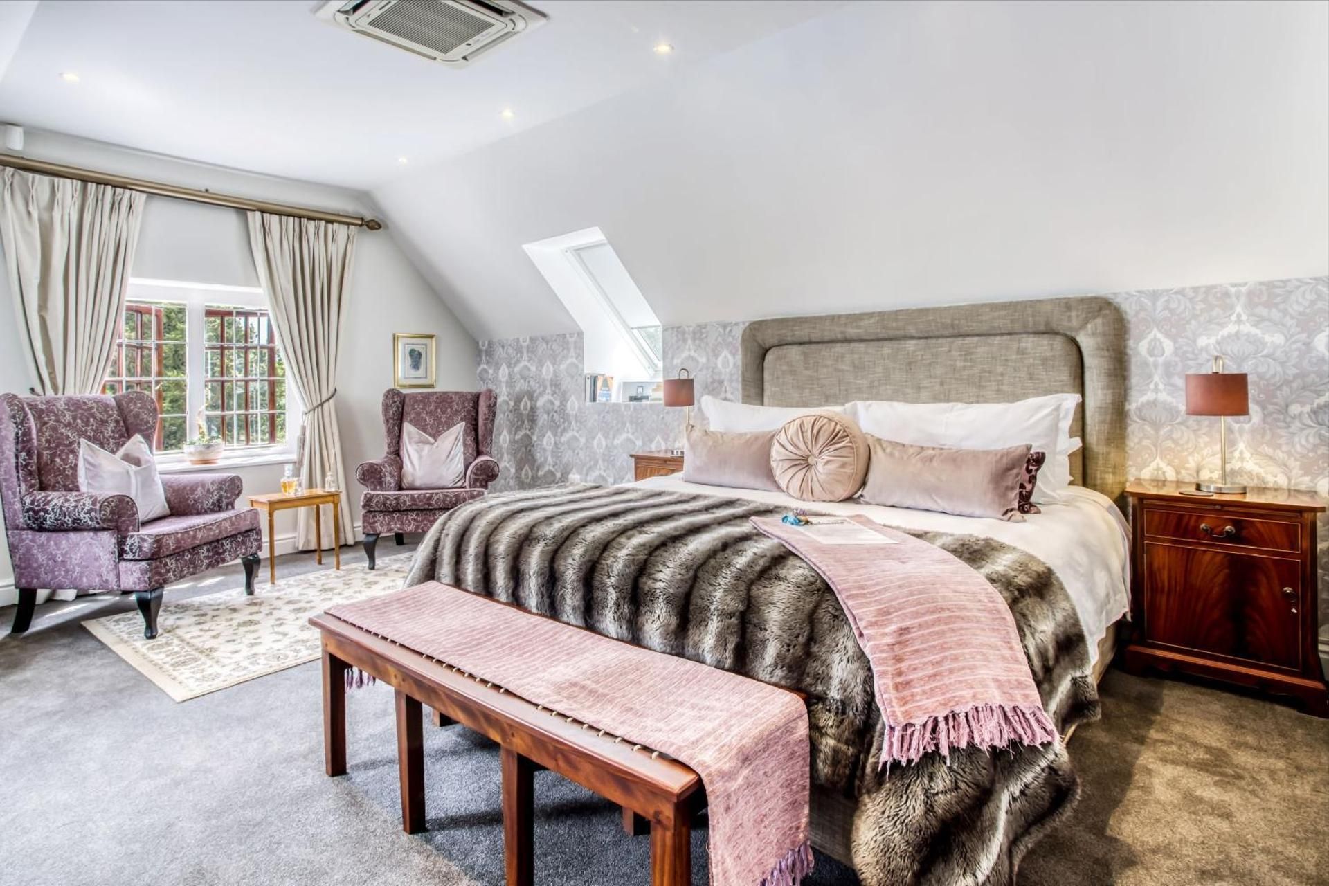 Deluxe King Room