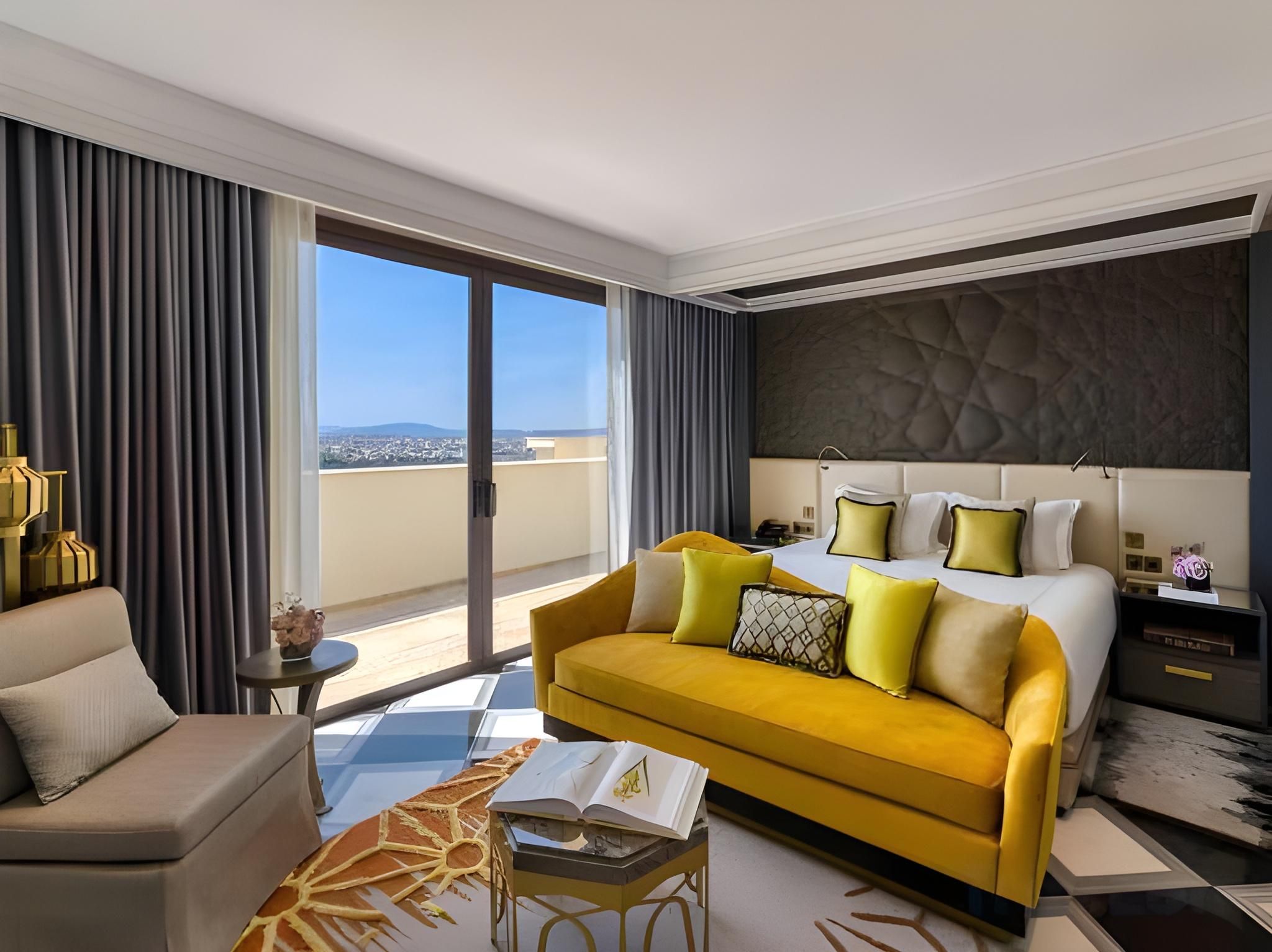 Penthouse One Bedroom King Bed