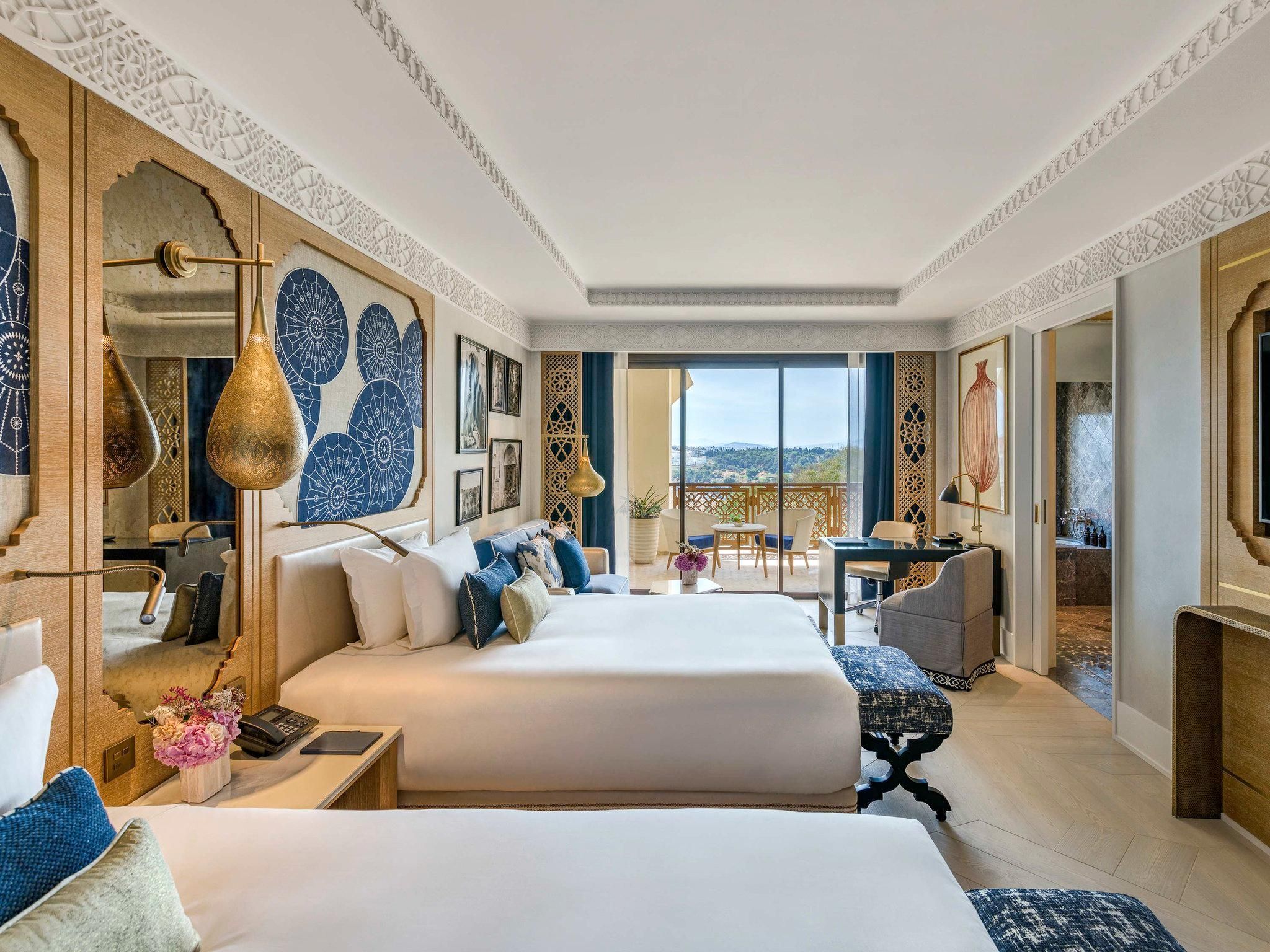 Deluxe Room Panoramic View Twin Beds