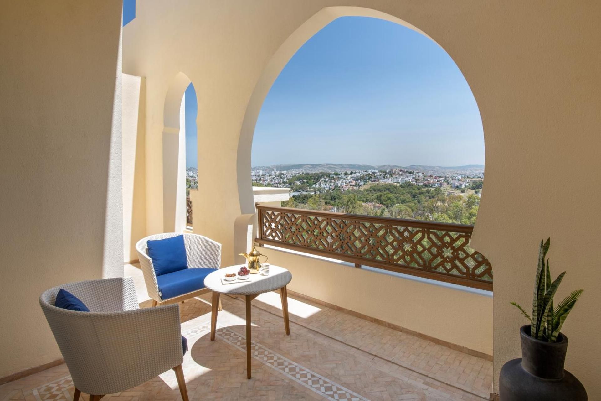 Deluxe Room Panoramic View Twin Beds