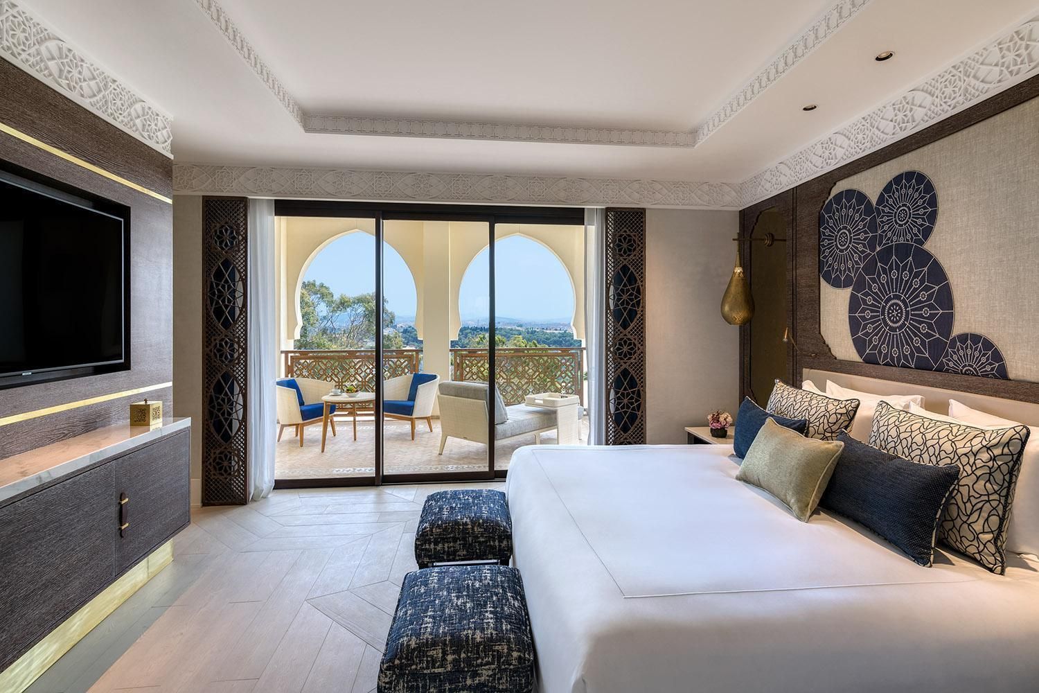 Junior King Suite With Panoramic View