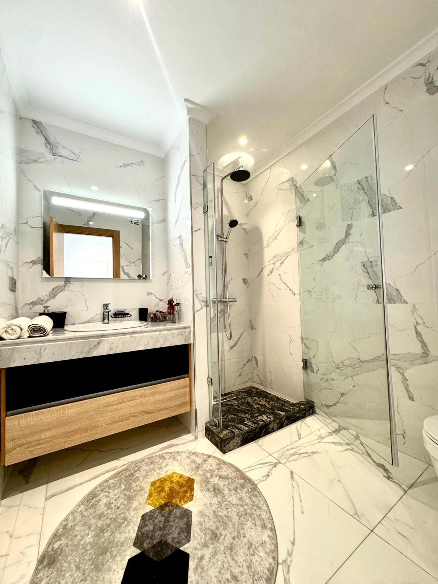 Two-Bedroom Apartment with Terrace