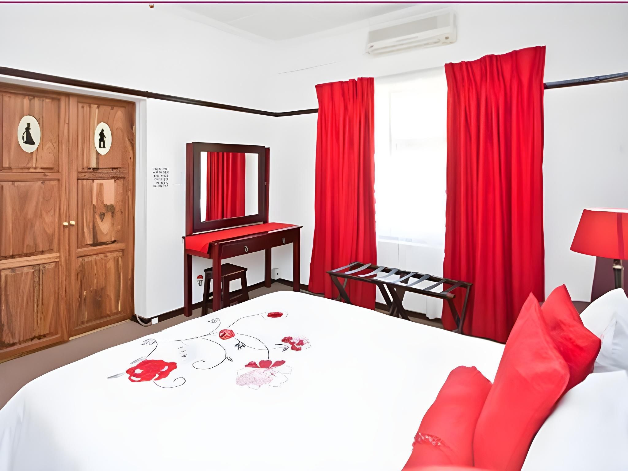 Queen Room 2 En-suite