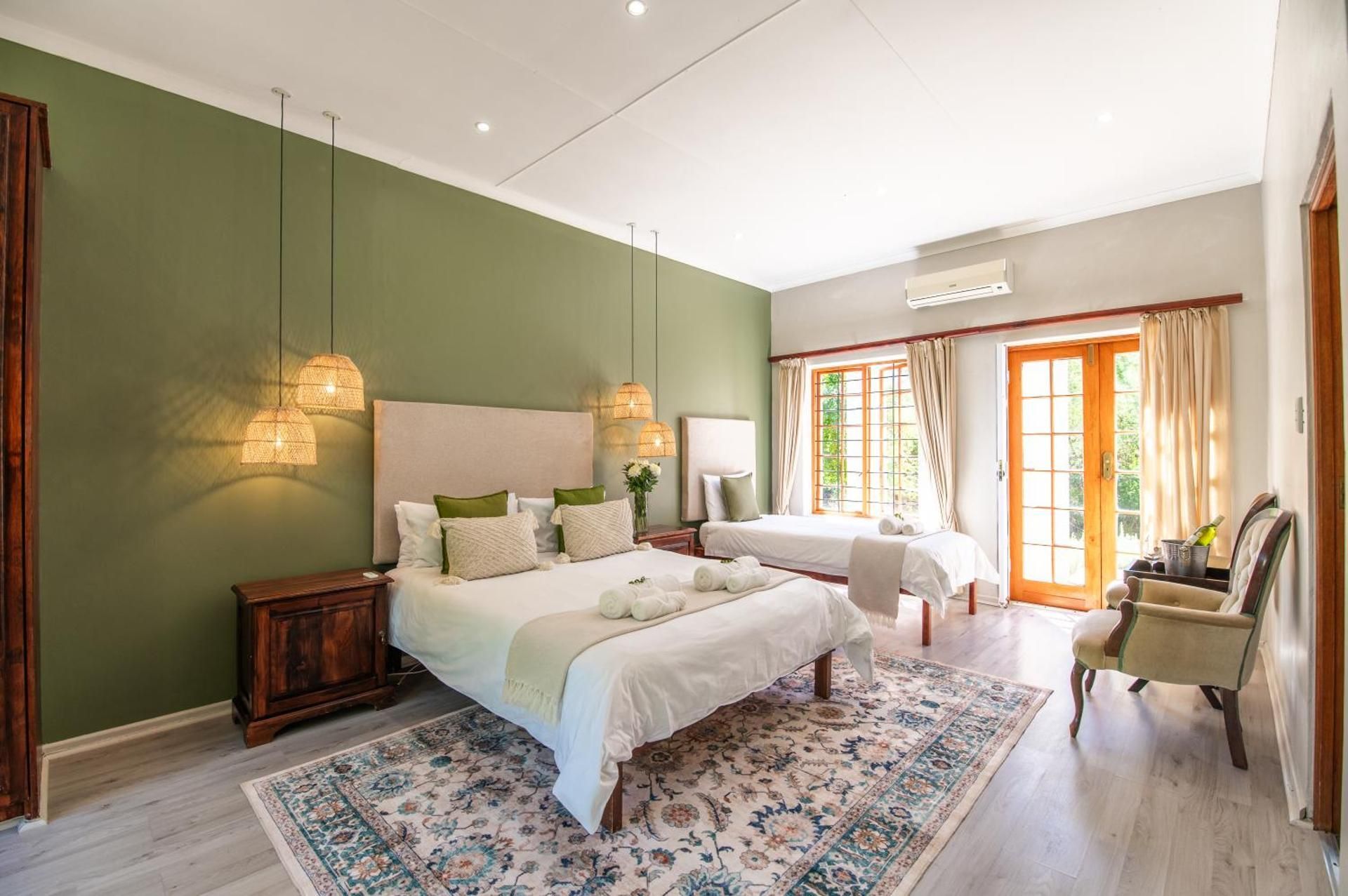 Luxury Triple Room