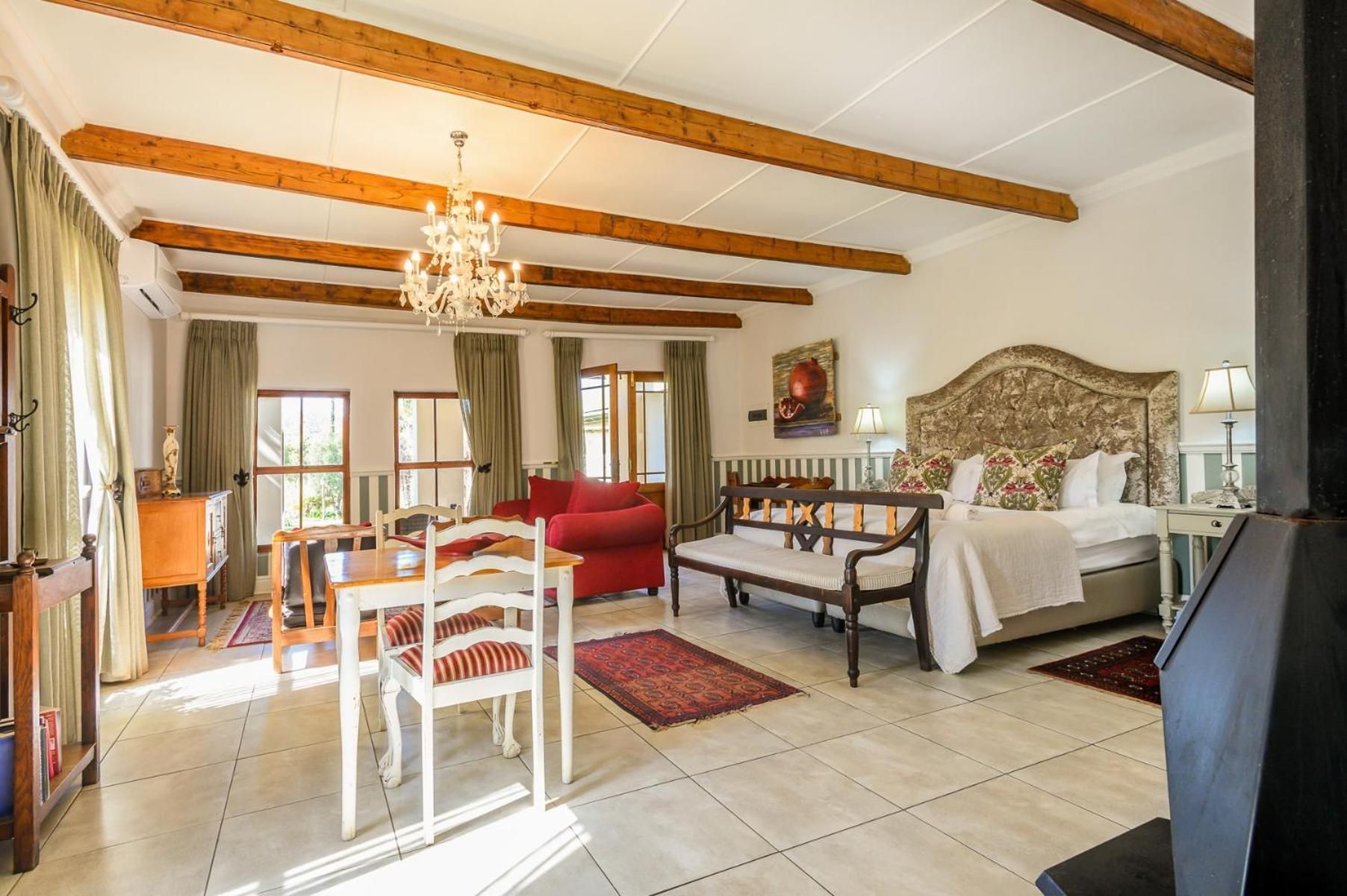 Honeymoon Suite