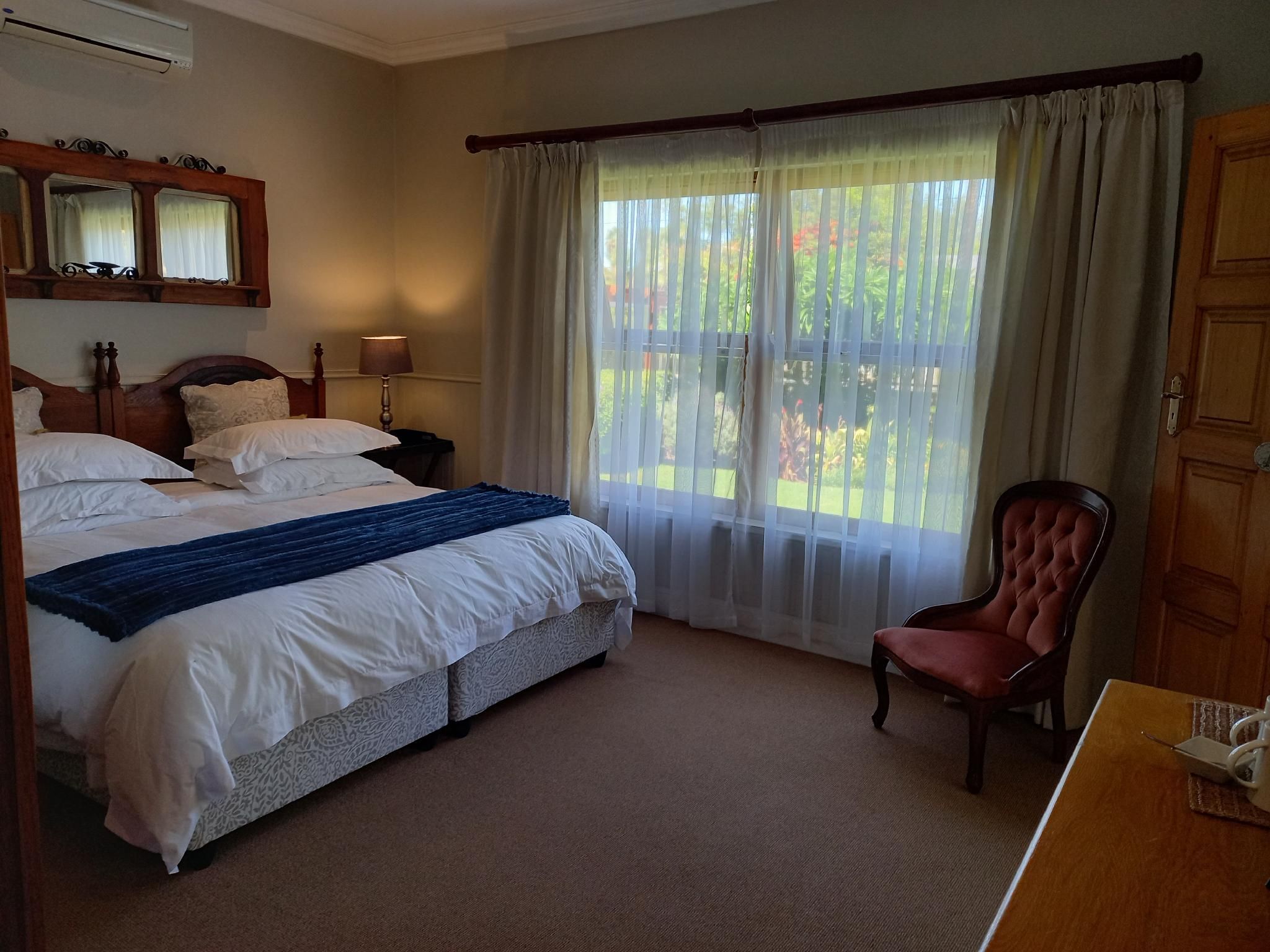 King Garden View Room