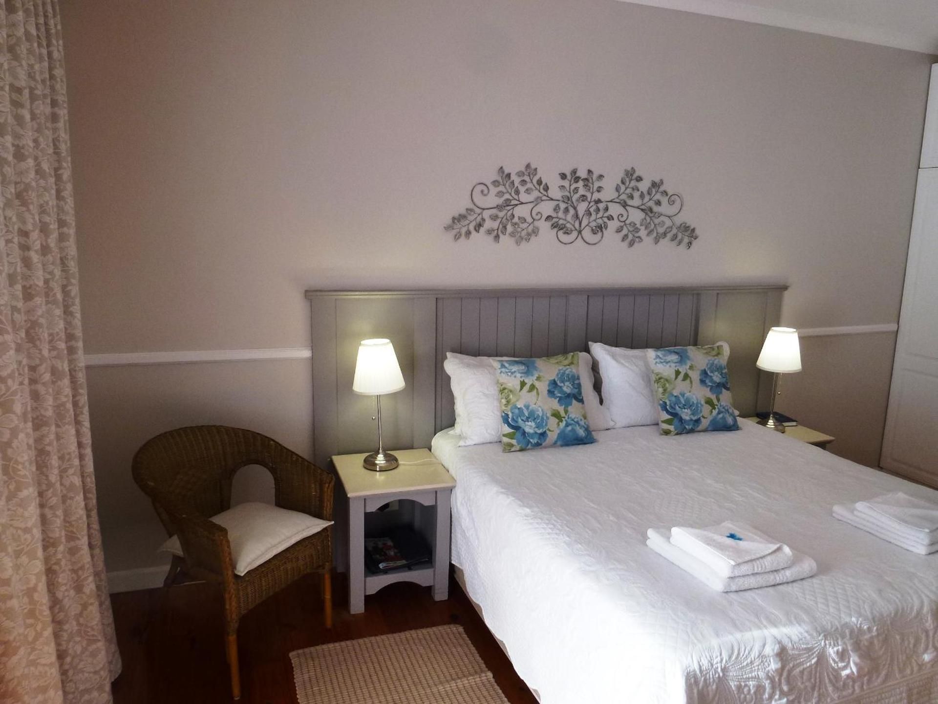 Pool Area Queen and Two Single Beds Room