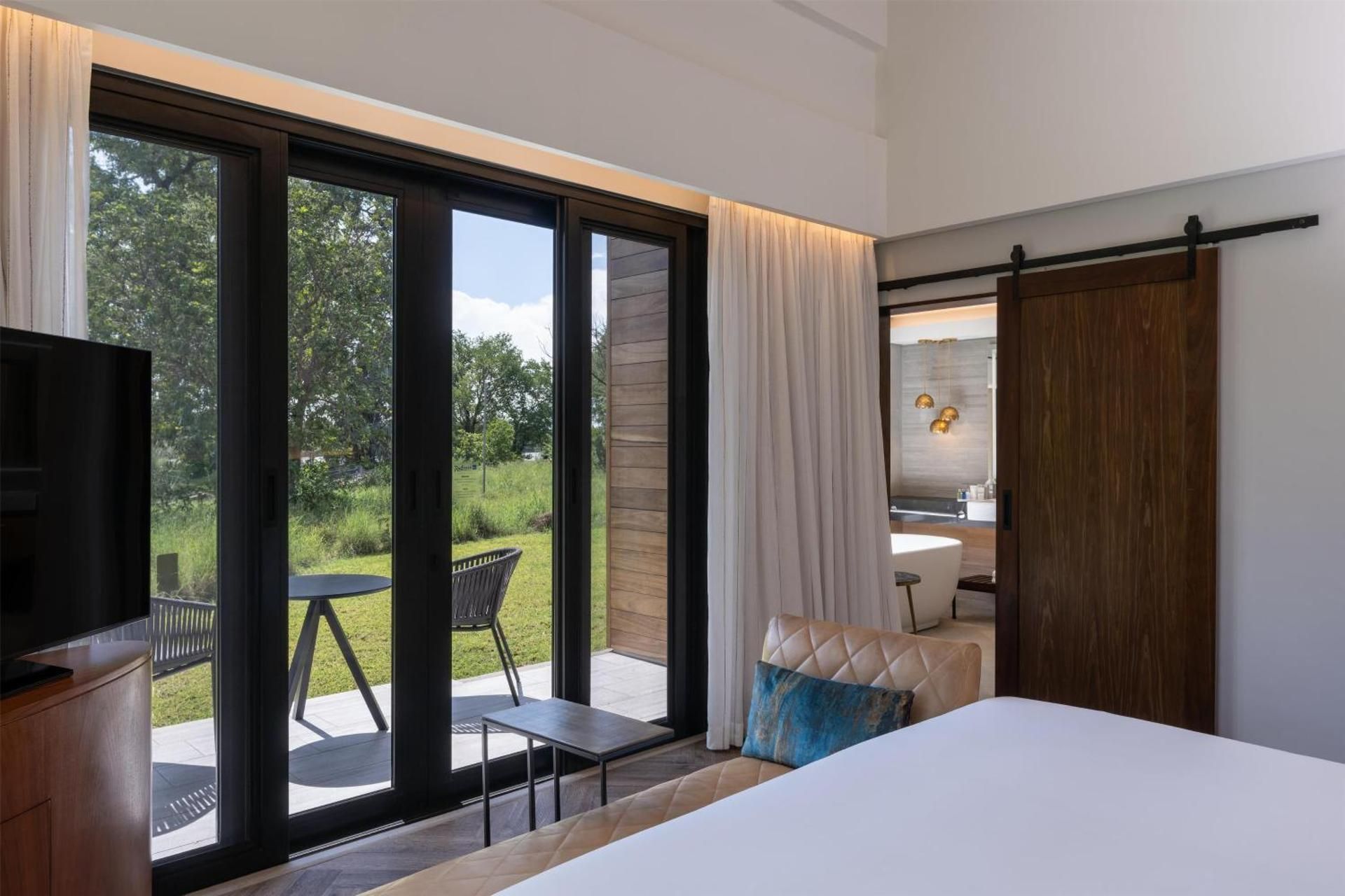 Villa Family Suite - River Facing