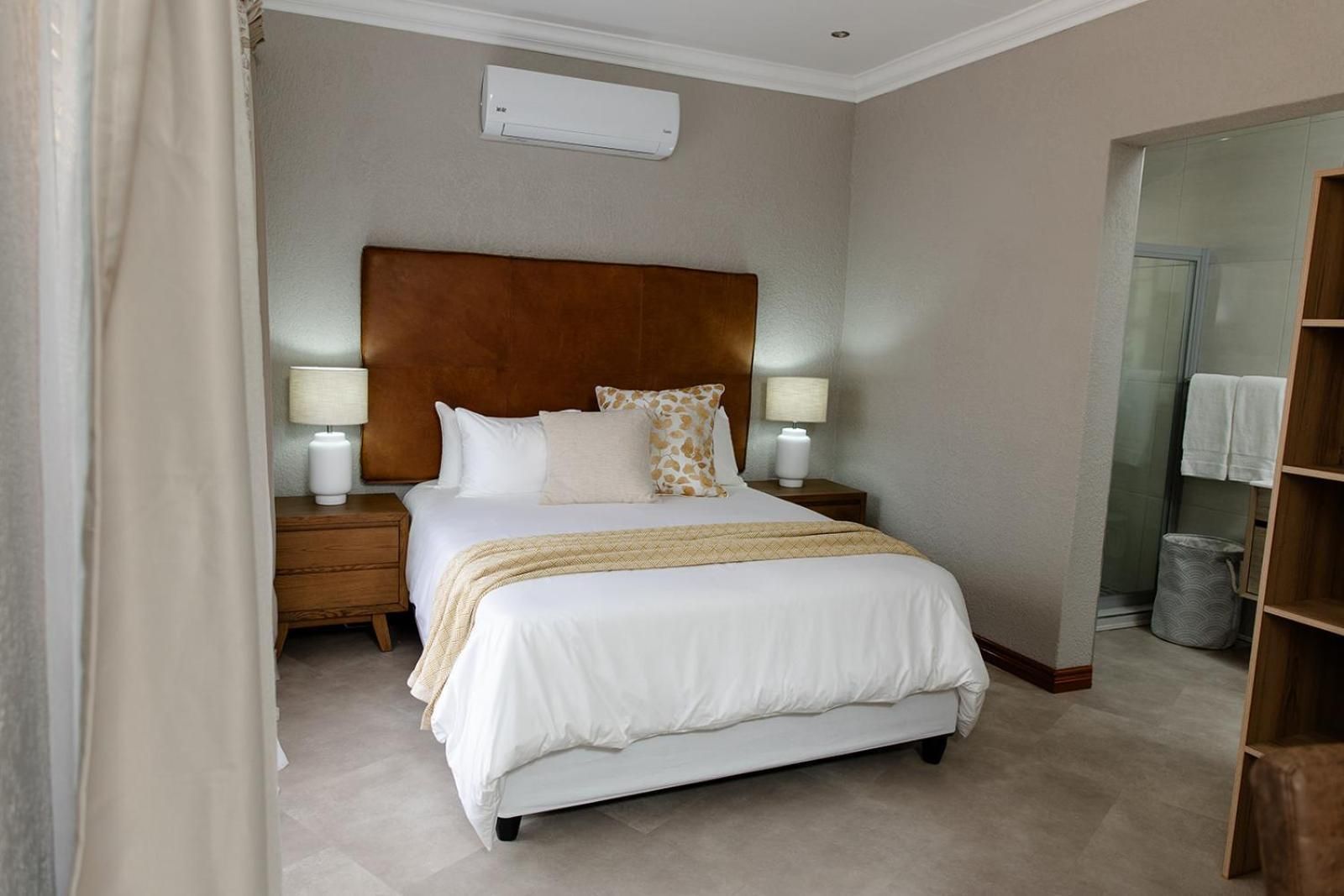 Queen Room