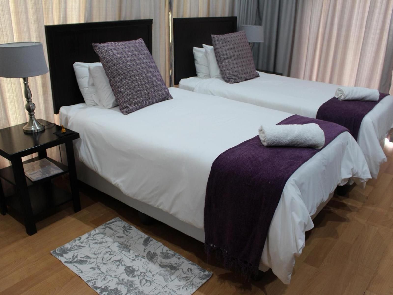 Double or Twin Room with Private Bathroom