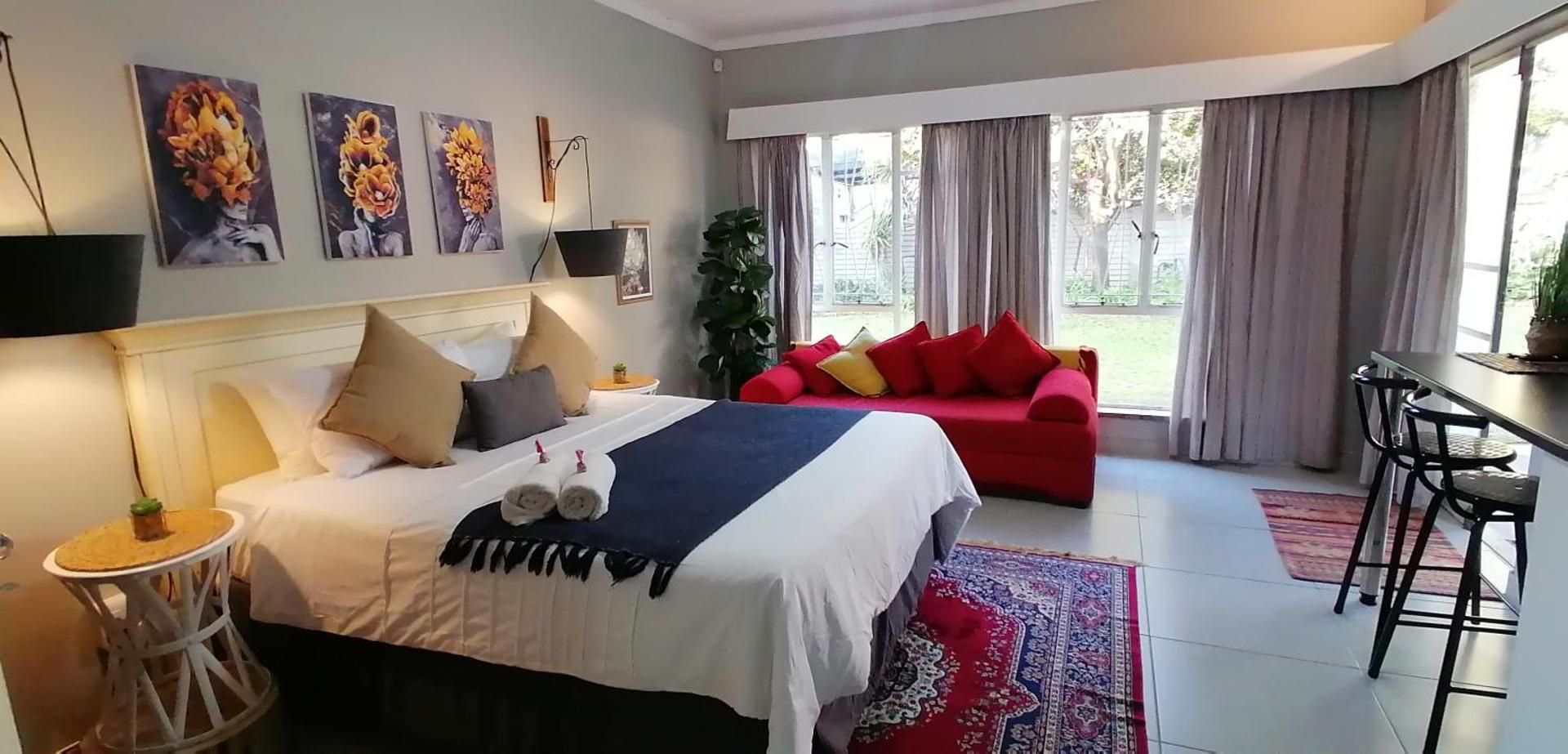 Deluxe Queen Room