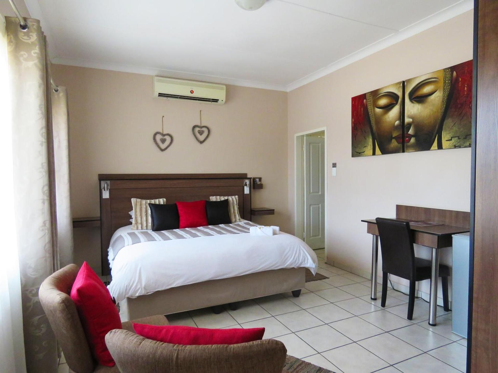 Executive Room with Bath and Shower