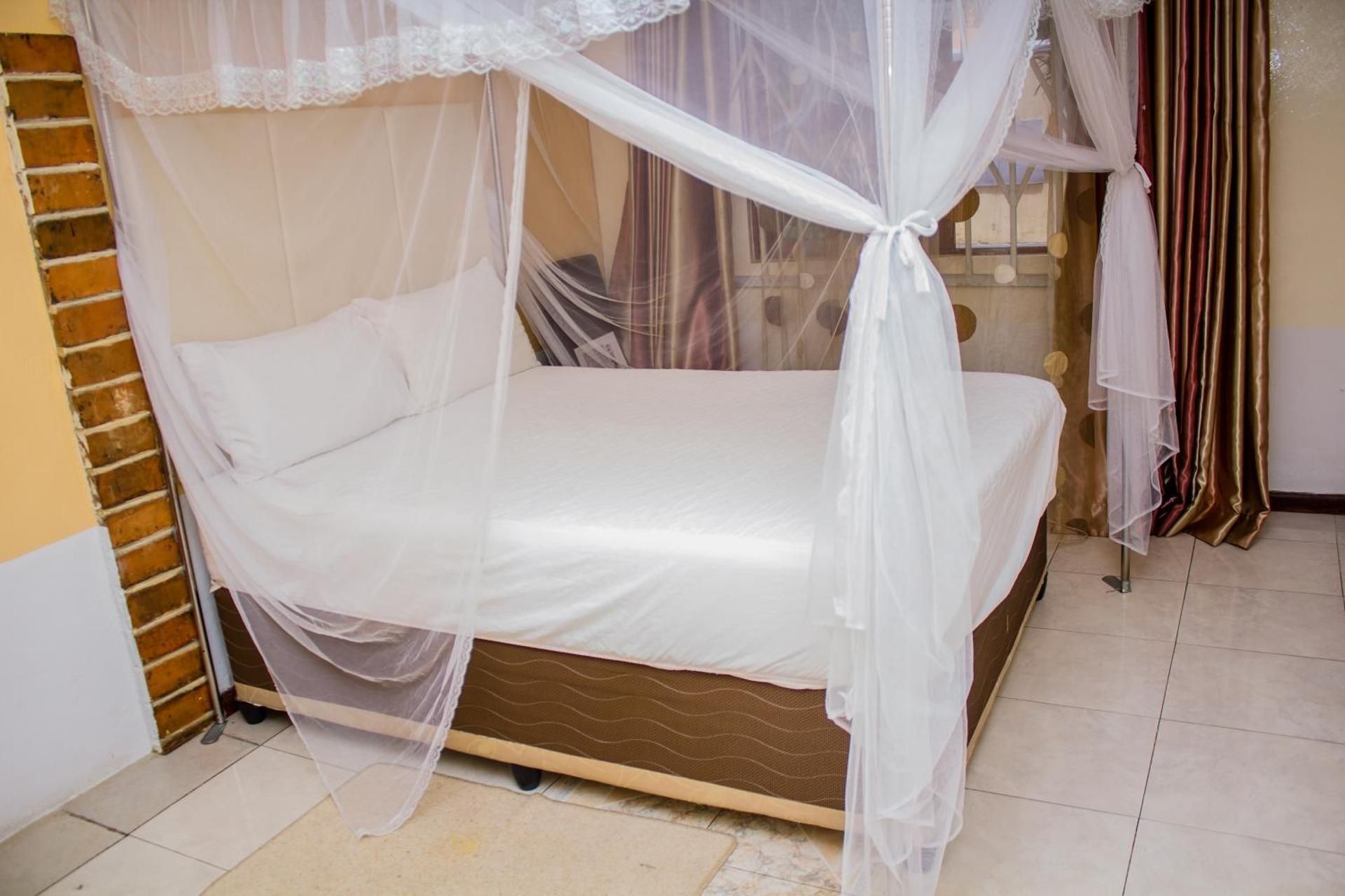 Rugems Executive Lodge Standard Room 3