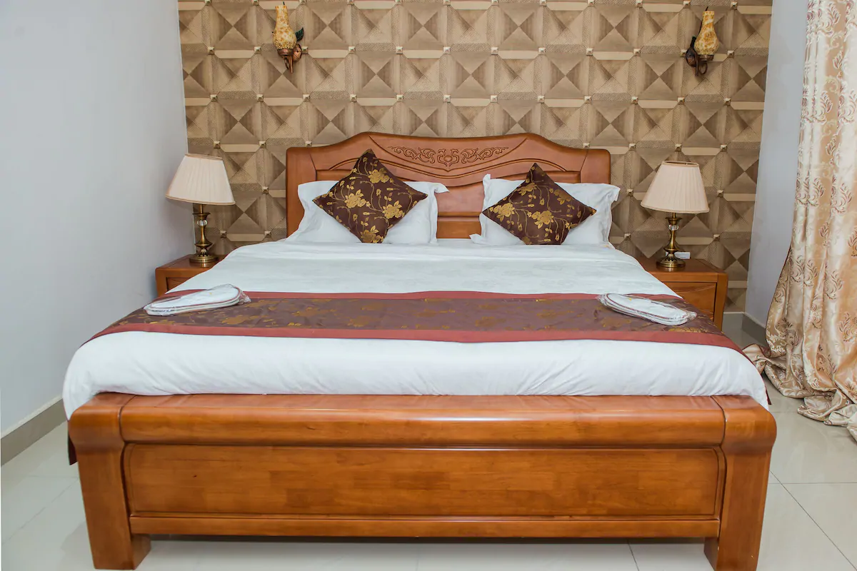 The Crest Lodge Standard Room