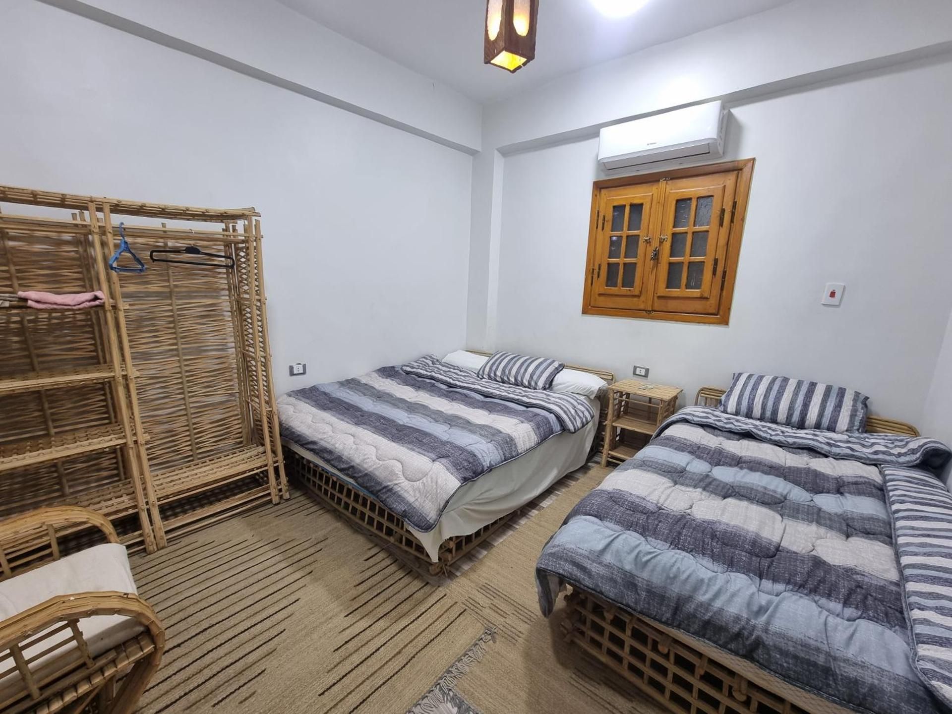 quiet home Single Bed in Male Dormitory Room with Shared Bathroom 2