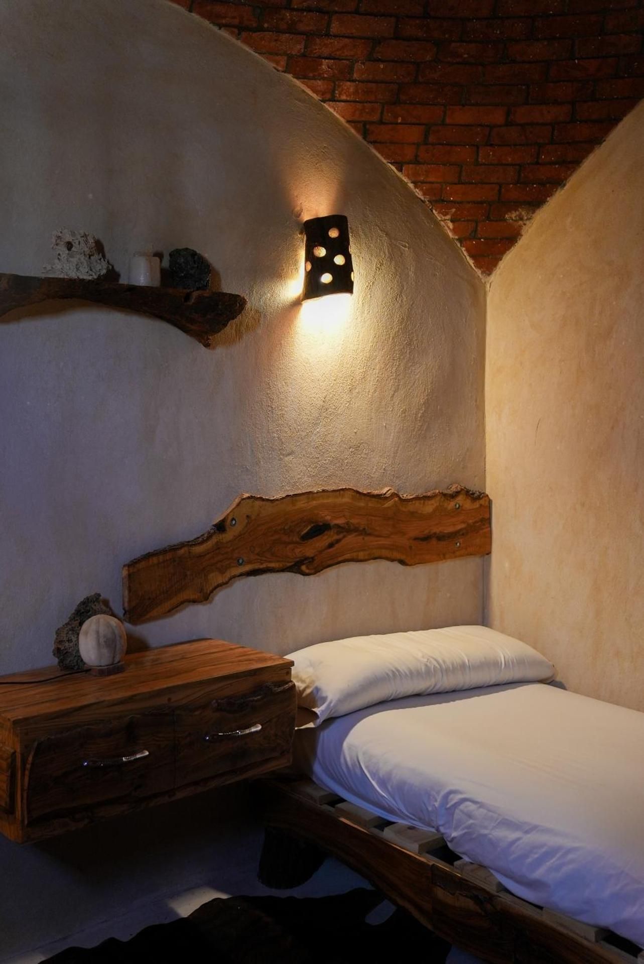 Double or Twin Room with Private Bathroom